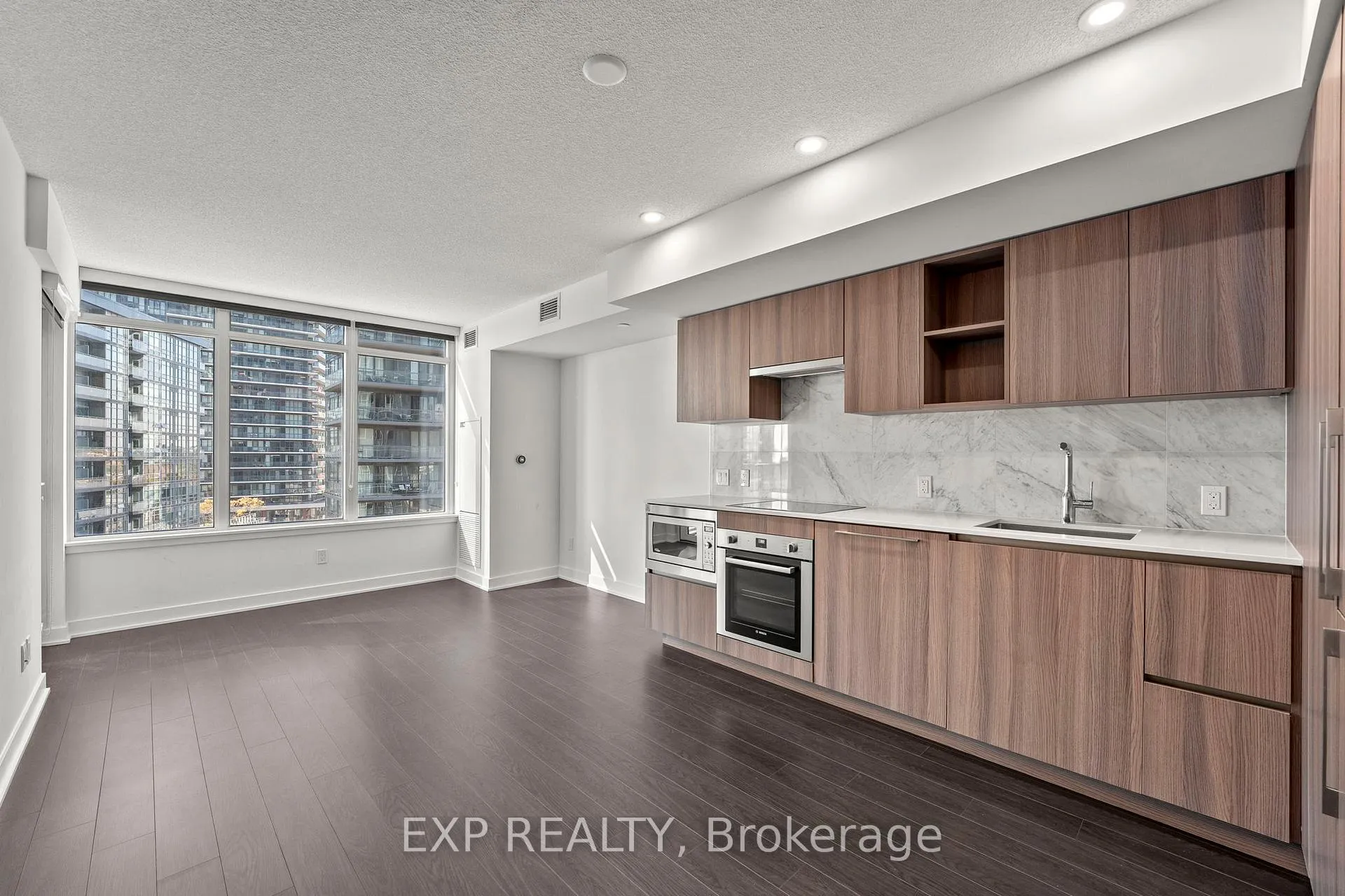 Photo 10 of Unit 1115, 19 Bathurst Street, Toronto, Waterfront Communities — HOMEH