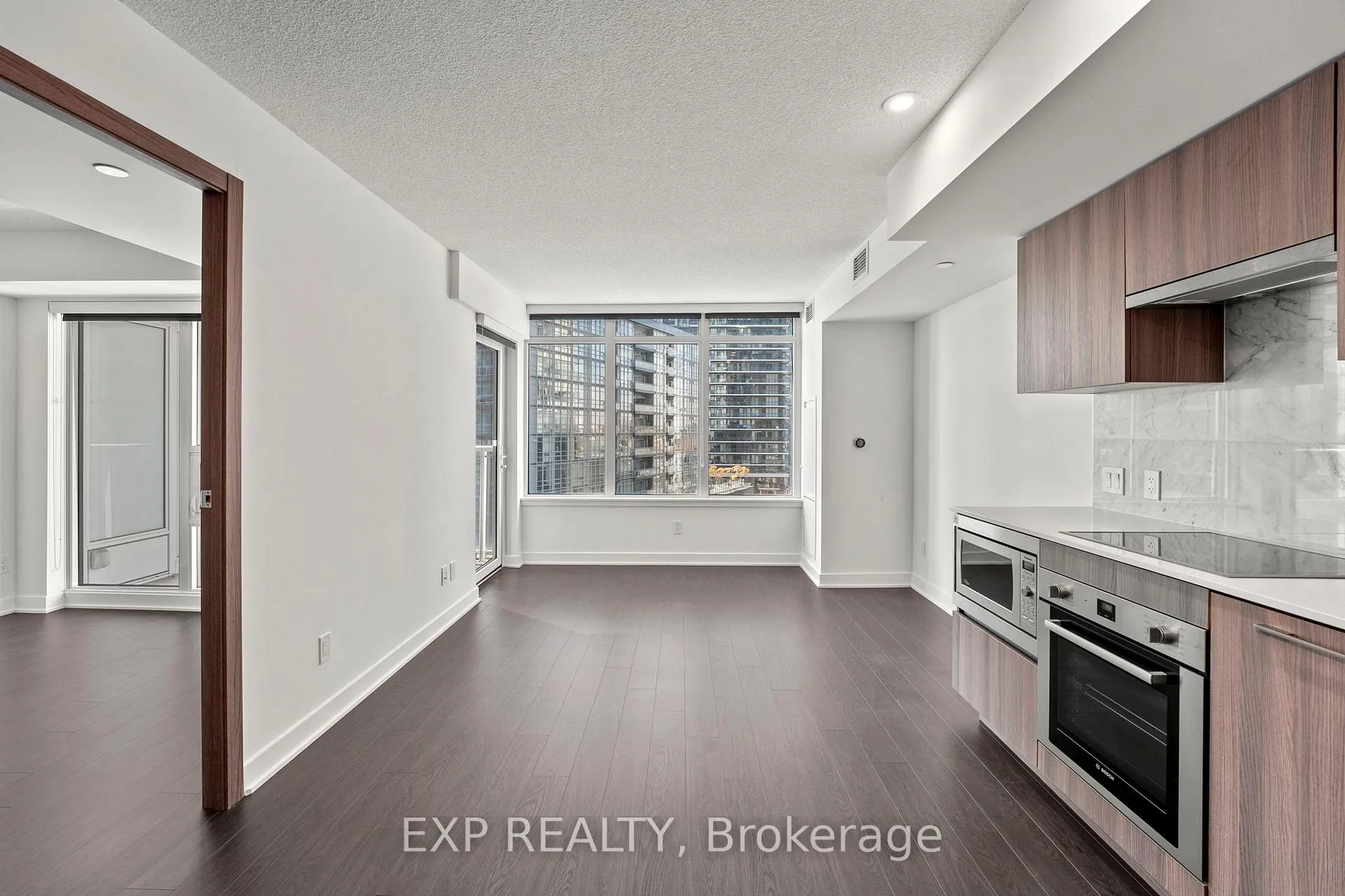 Photo 11 of Unit 1115, 19 Bathurst Street, Toronto, Waterfront Communities — HOMEH