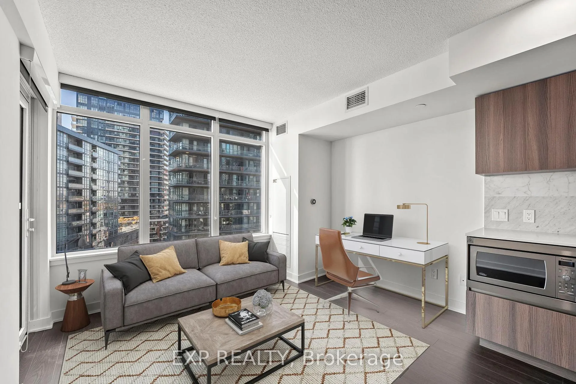 Photo 12 of Unit 1115, 19 Bathurst Street, Toronto, Waterfront Communities — HOMEH