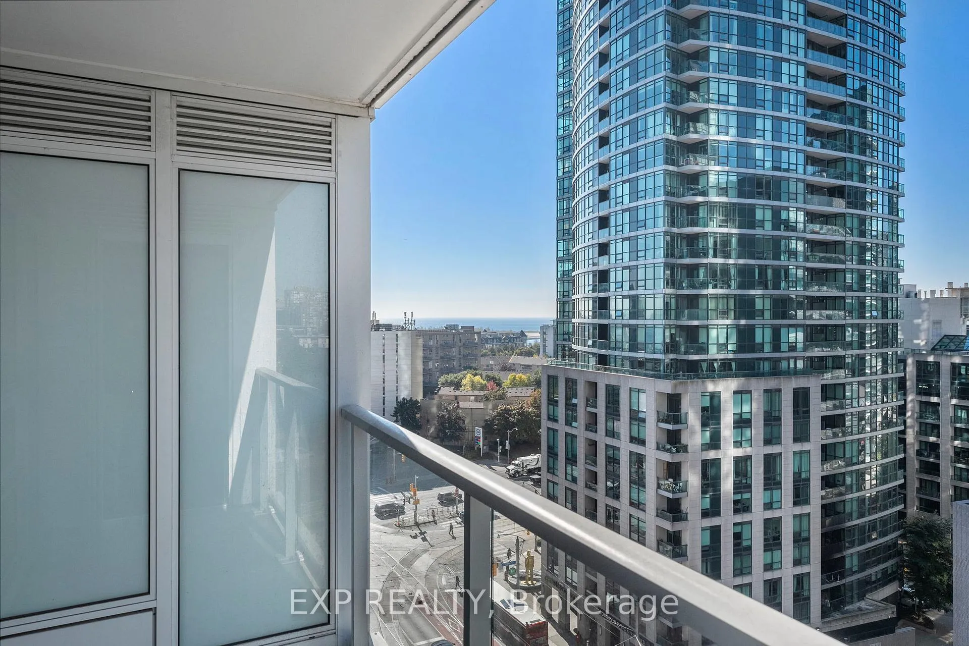 Photo 16 of Unit 1115, 19 Bathurst Street, Toronto, Waterfront Communities — HOMEH