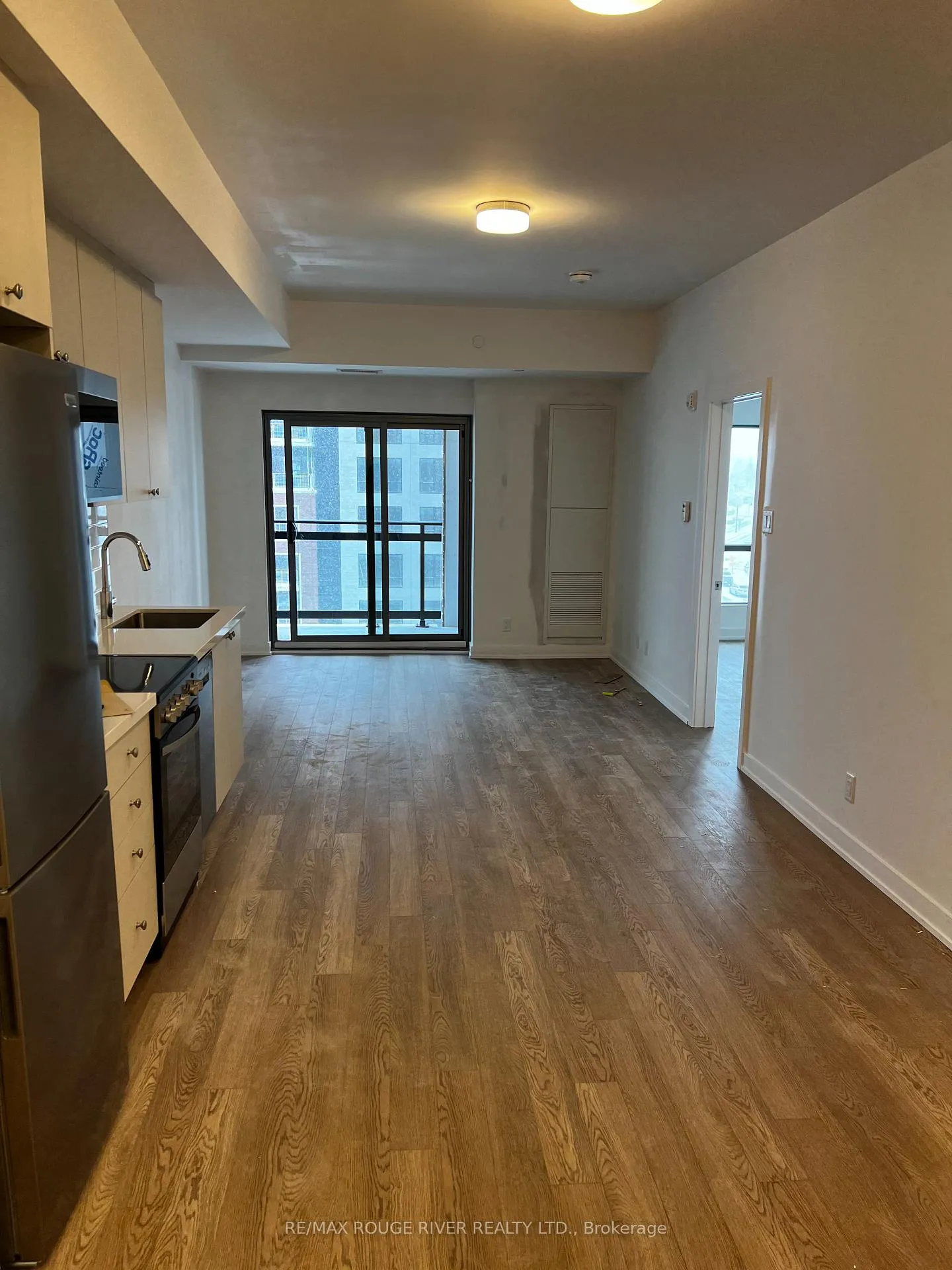 Photo 2 of Unit 510, 55 Clarington Boulevard, Clarington, Bowmanville — HOMEH