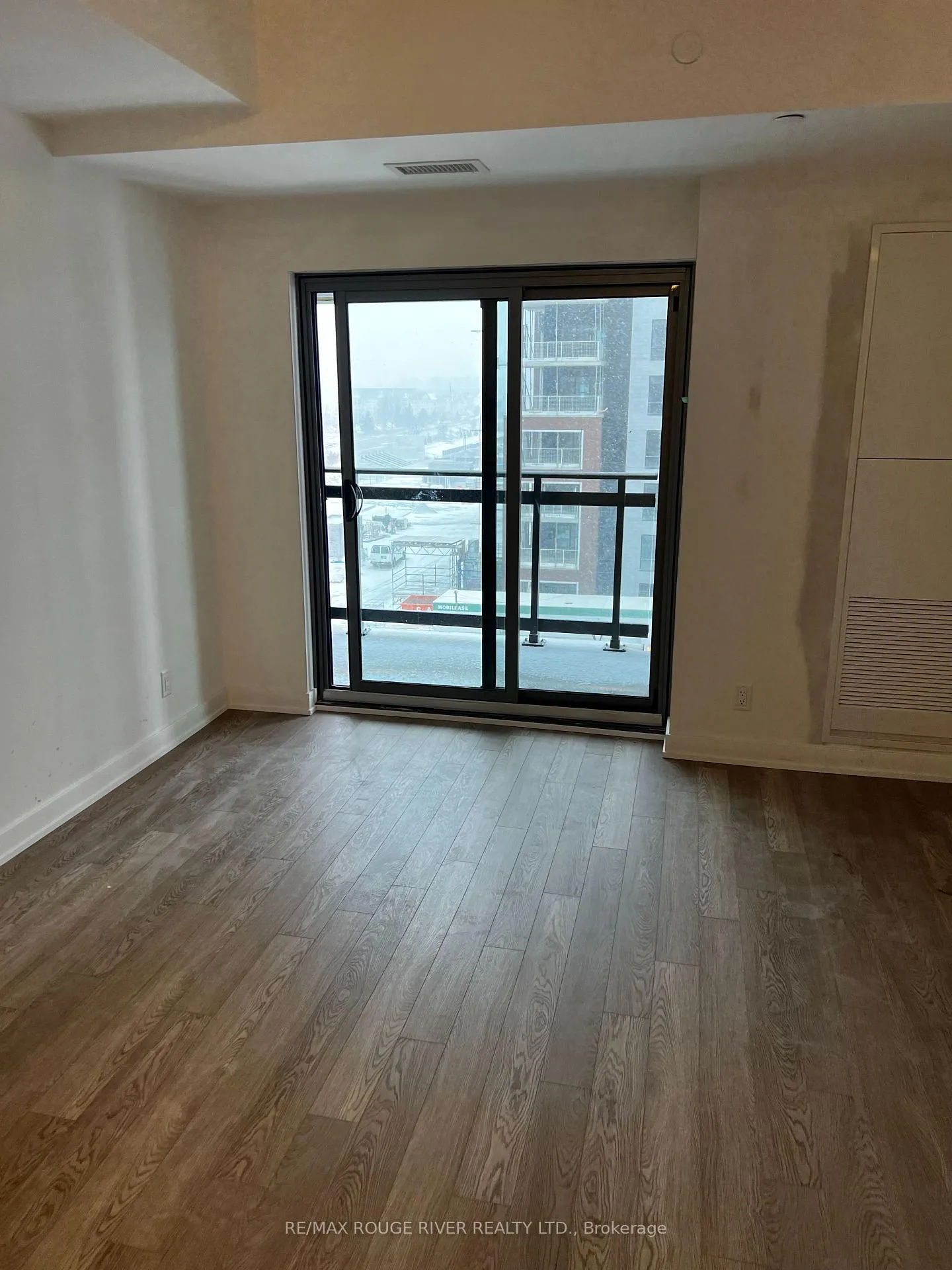Photo 7 of Unit 510, 55 Clarington Boulevard, Clarington, Bowmanville — HOMEH