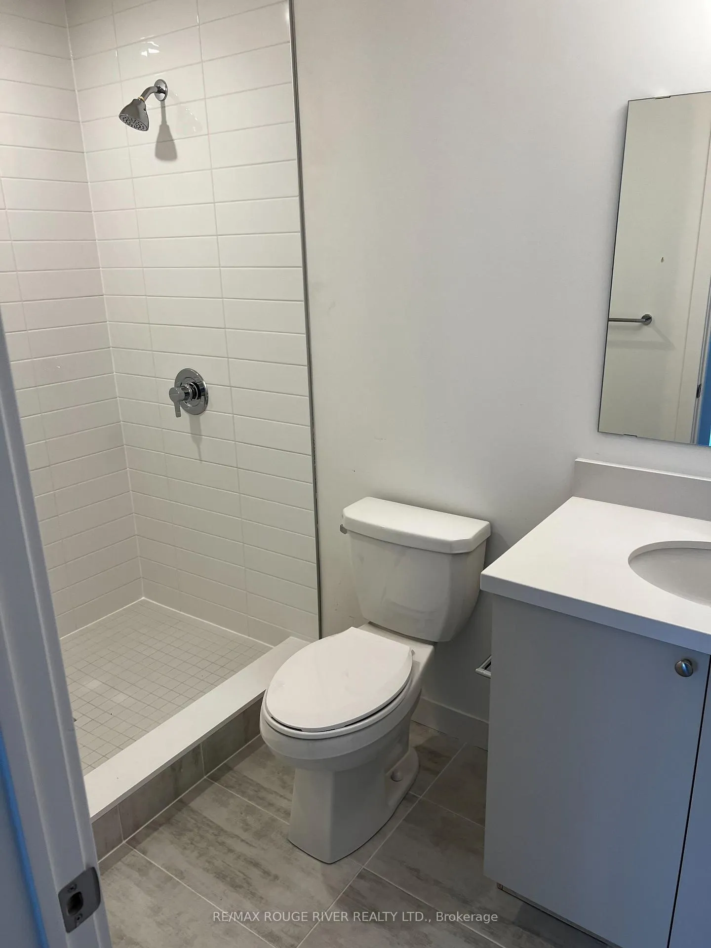 Photo 10 of Unit 510, 55 Clarington Boulevard, Clarington, Bowmanville — HOMEH