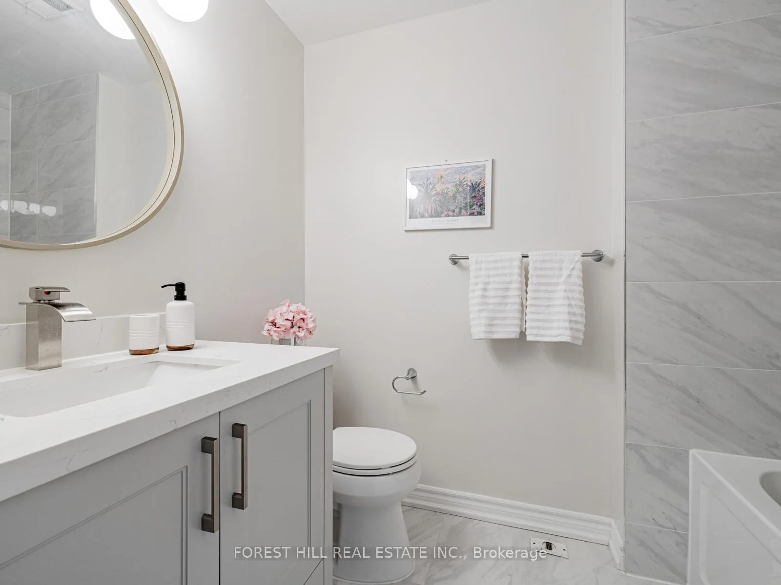 Photo 12 of Unit 95, 151 Townsgate Drive, Vaughan, Crestwood-Springfarm-Yorkhill — HOMEH