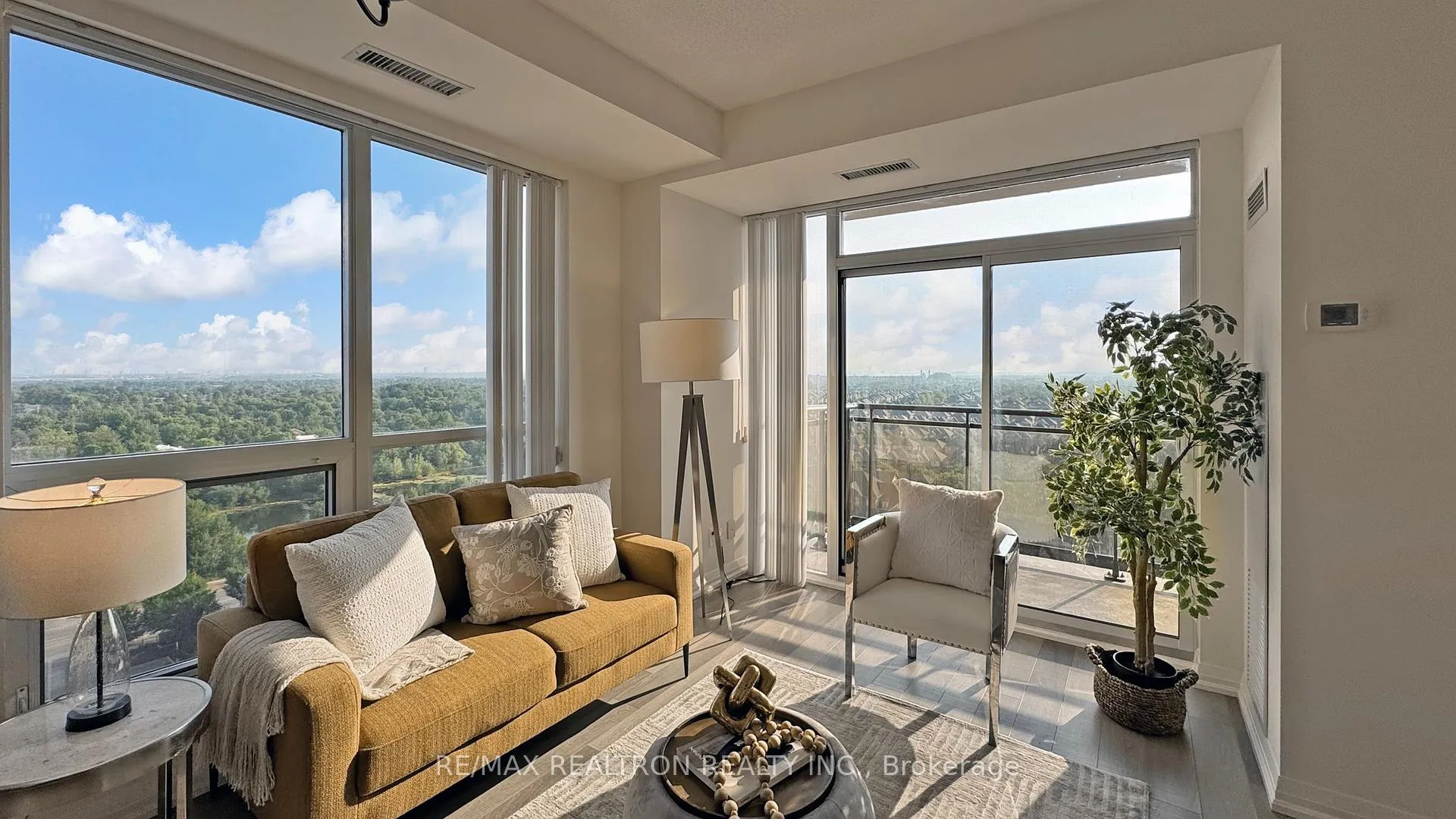 Photo 13 of Unit 1605, 9506 Markham Road, Markham, Wismer — HOMEH