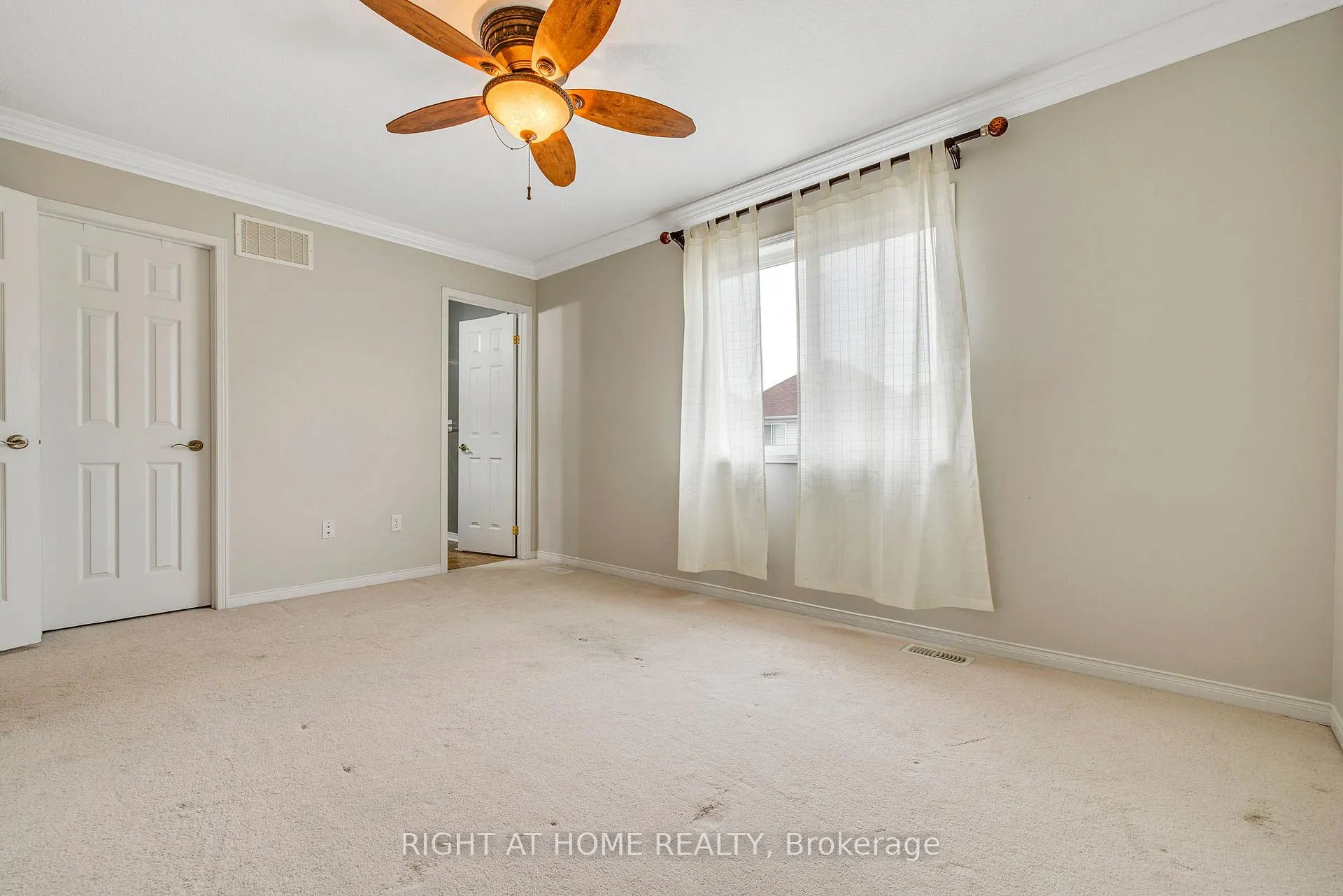 Photo 24 of 80 Powell Drive, Hamilton, Binbrook — HOMEH