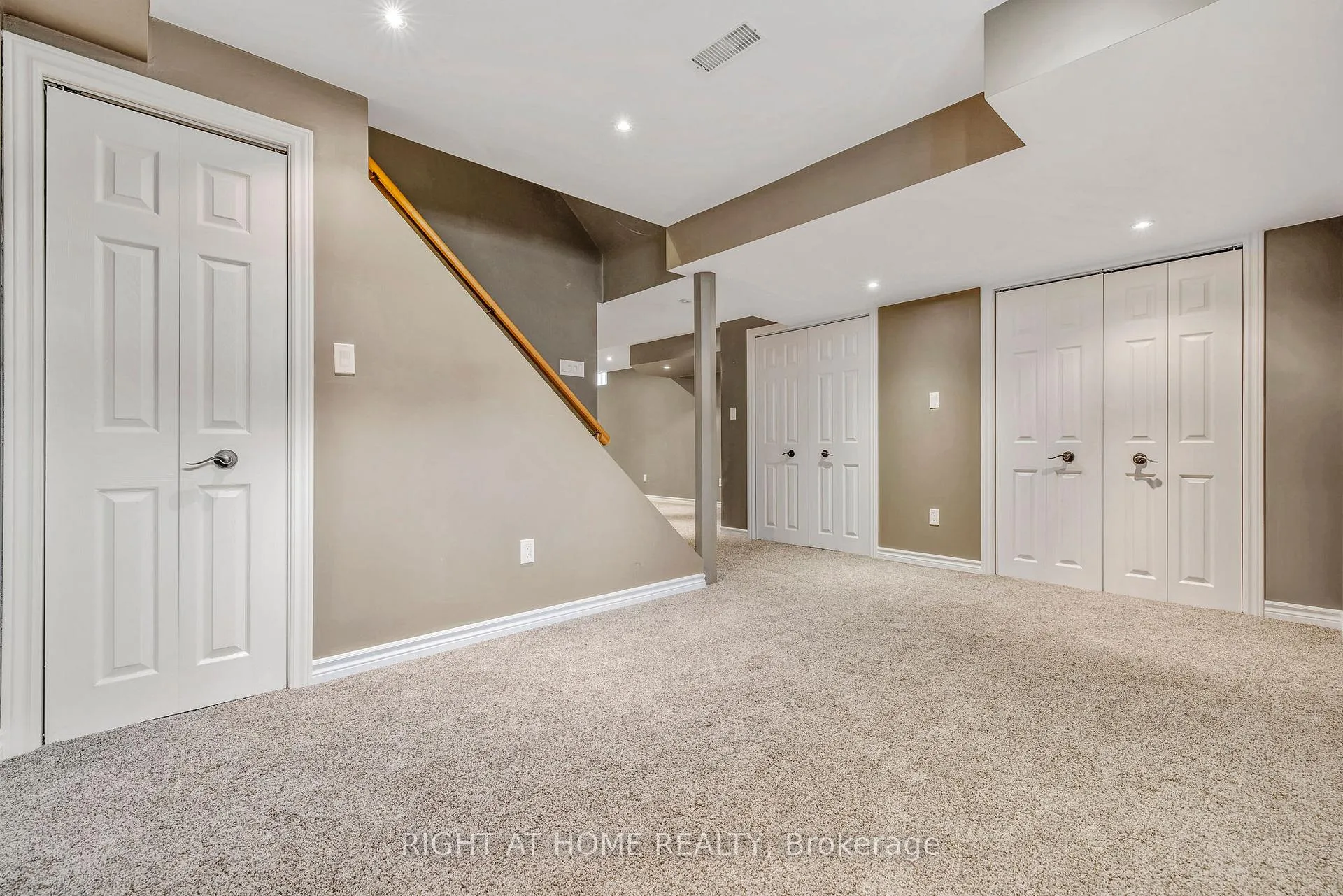 Photo 32 of 80 Powell Drive, Hamilton, Binbrook — HOMEH