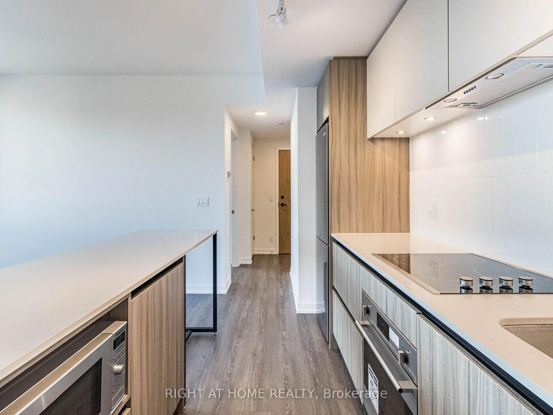 Photo 16 of Unit 203, 7950 bathurst Street, Vaughan, Beverley Glen — HOMEH