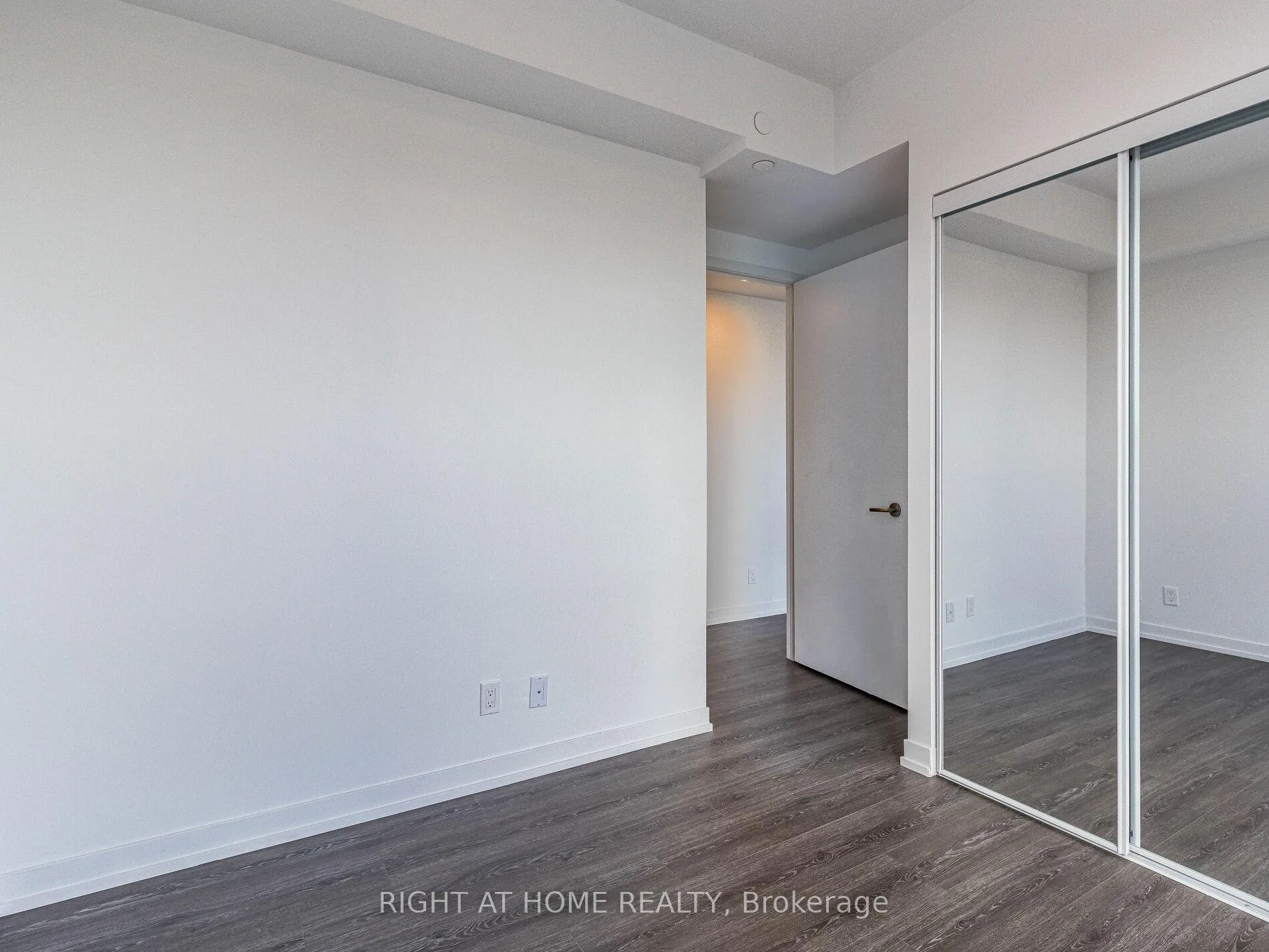 Photo 26 of Unit 203, 7950 bathurst Street, Vaughan, Beverley Glen — HOMEH