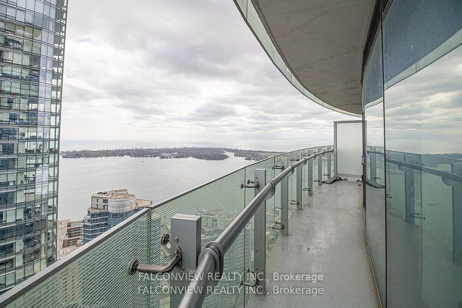 Photo 1 of Unit 4902, 12 York Street, Toronto, Waterfront Communities — HOMEH