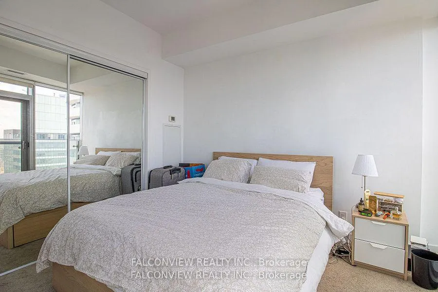 Photo 24 of Unit 4902, 12 York Street, Toronto, Waterfront Communities — HOMEH