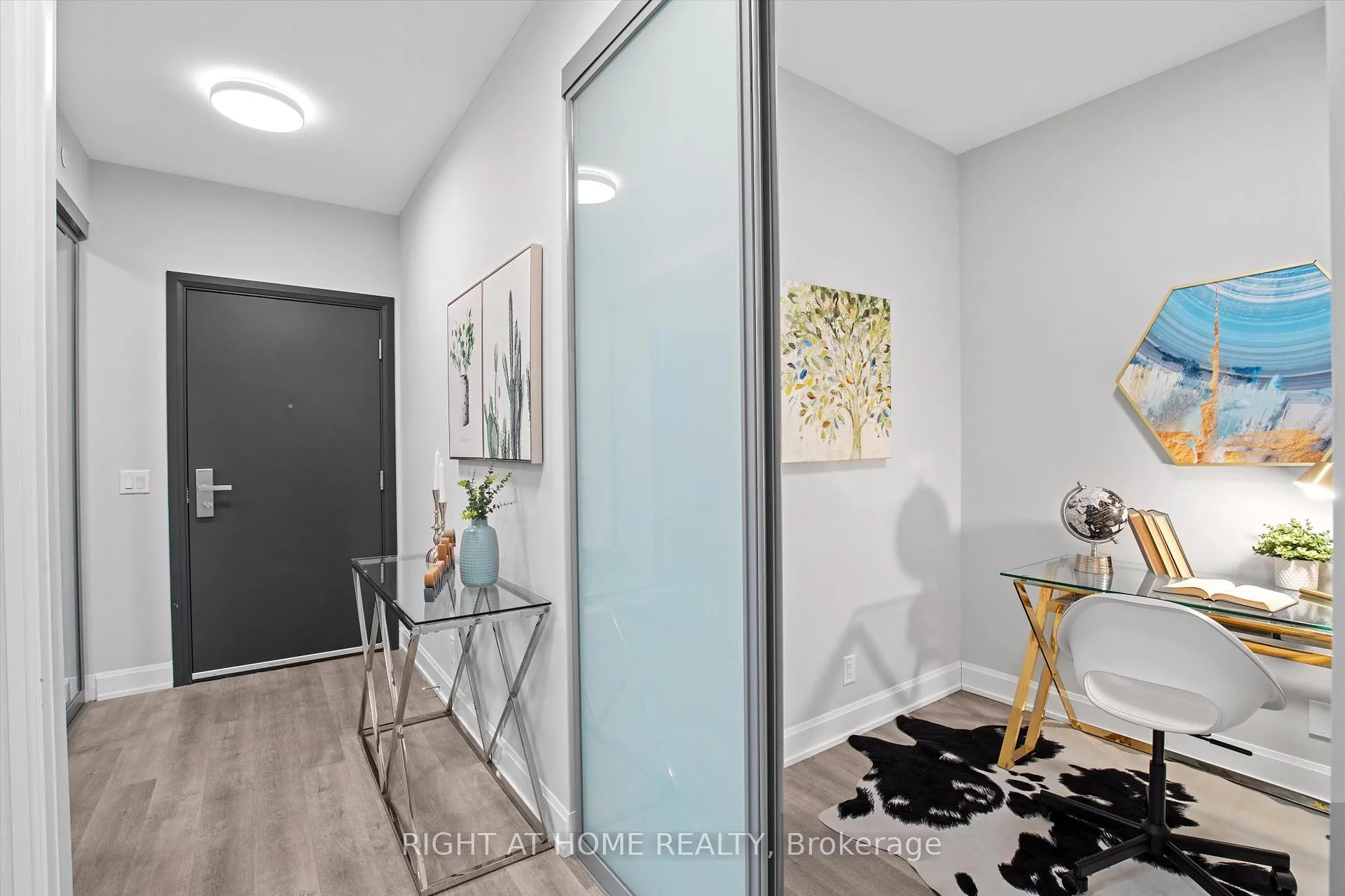 Photo 5 of Unit 1010, 38 Gandhi Lane, Markham, Commerce Valley — HOMEH