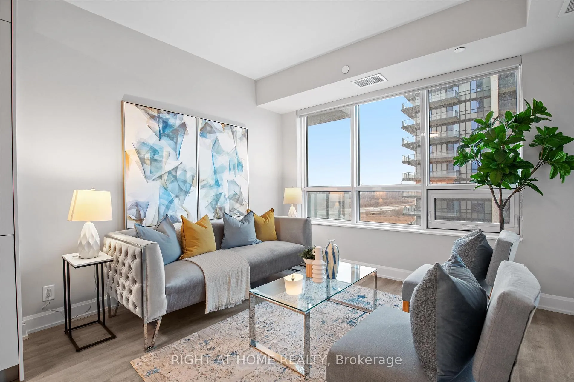 Photo 12 of Unit 1010, 38 Gandhi Lane, Markham, Commerce Valley — HOMEH