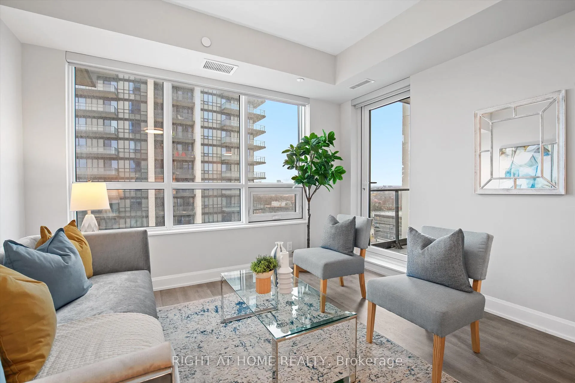 Photo 13 of Unit 1010, 38 Gandhi Lane, Markham, Commerce Valley — HOMEH