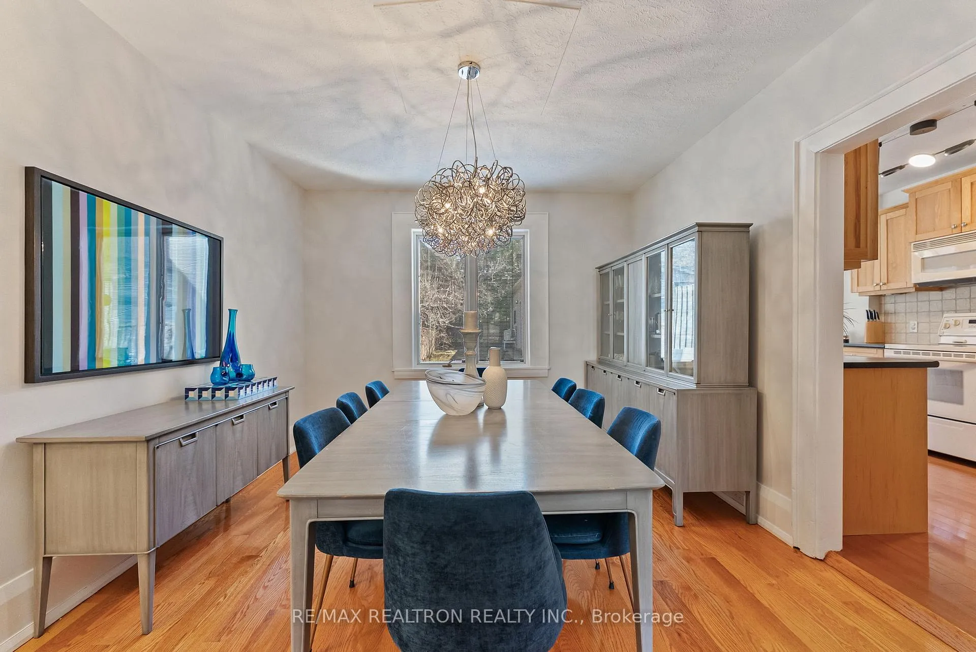 Photo 9 of 105 Springmount Avenue, Toronto, Corso Italia-Davenport — HOMEH
