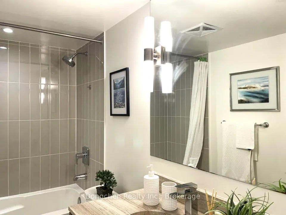 Photo 13 of Unit 417, 955 Bay Street, Toronto, Bay Street Corridor — HOMEH