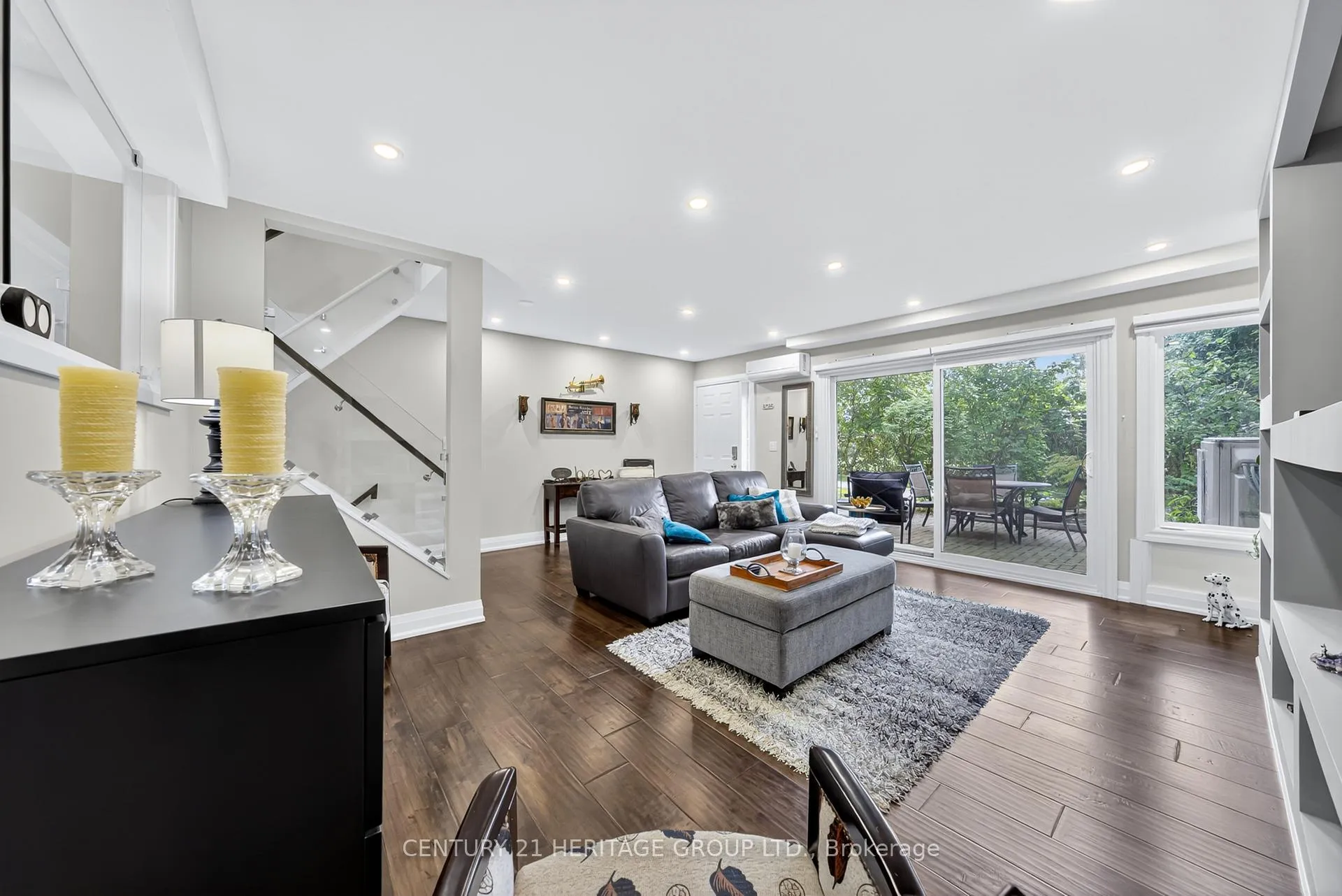 Photo 1 of 223 Milestone Crescent, Aurora, Aurora Village — HOMEH