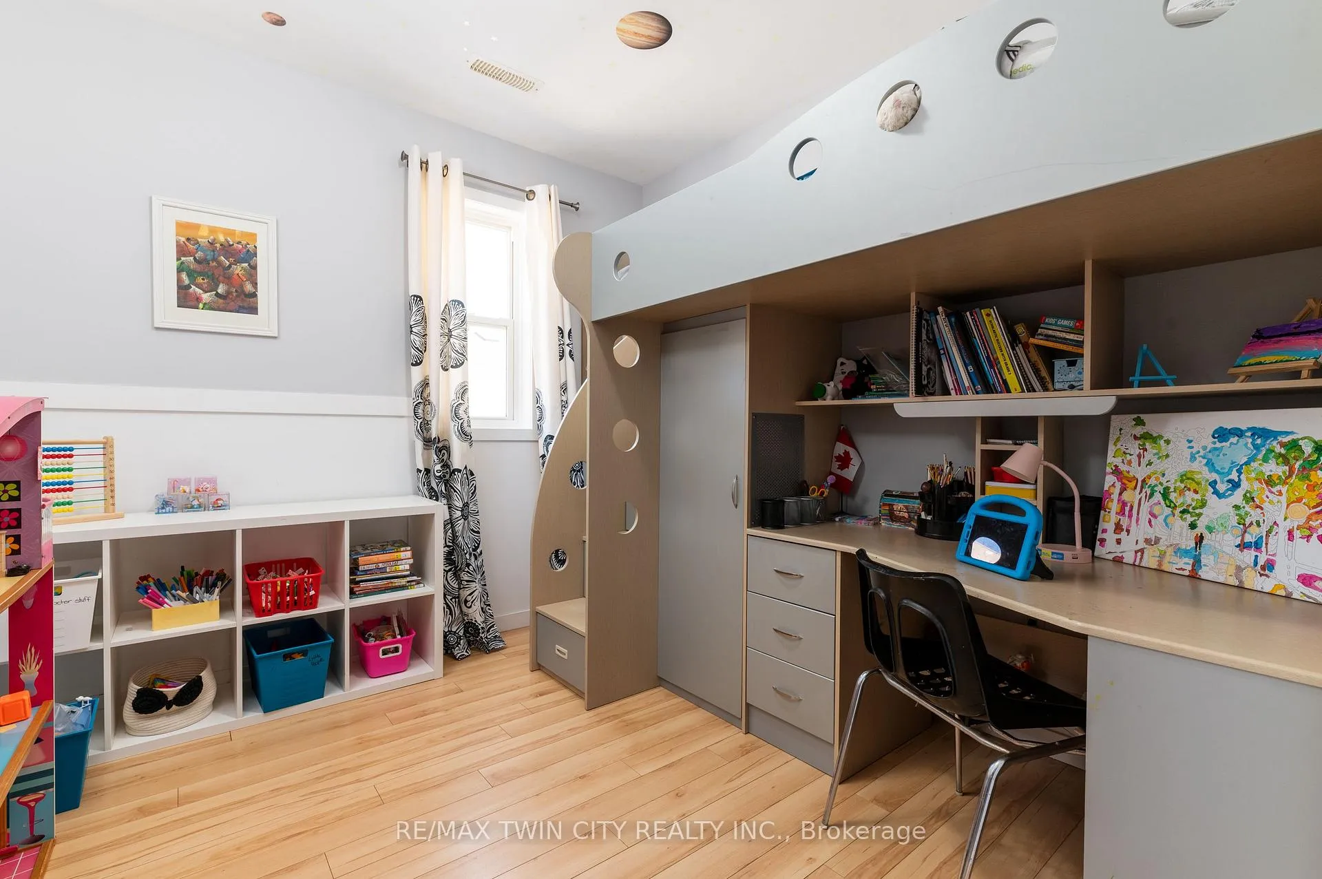 Photo 15 of 608 Upper James Street, Hamilton, Southam — HOMEH
