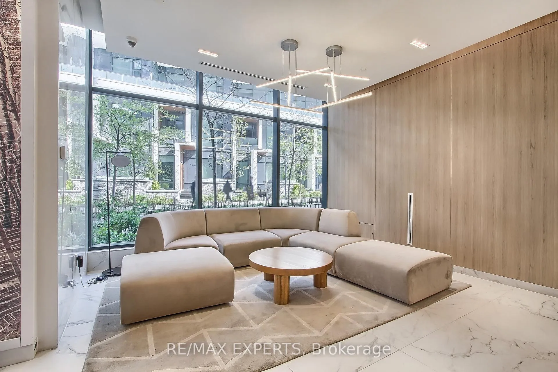 Photo 5 of Unit 611, 30 Ordnance Street, Toronto, Niagara — HOMEH