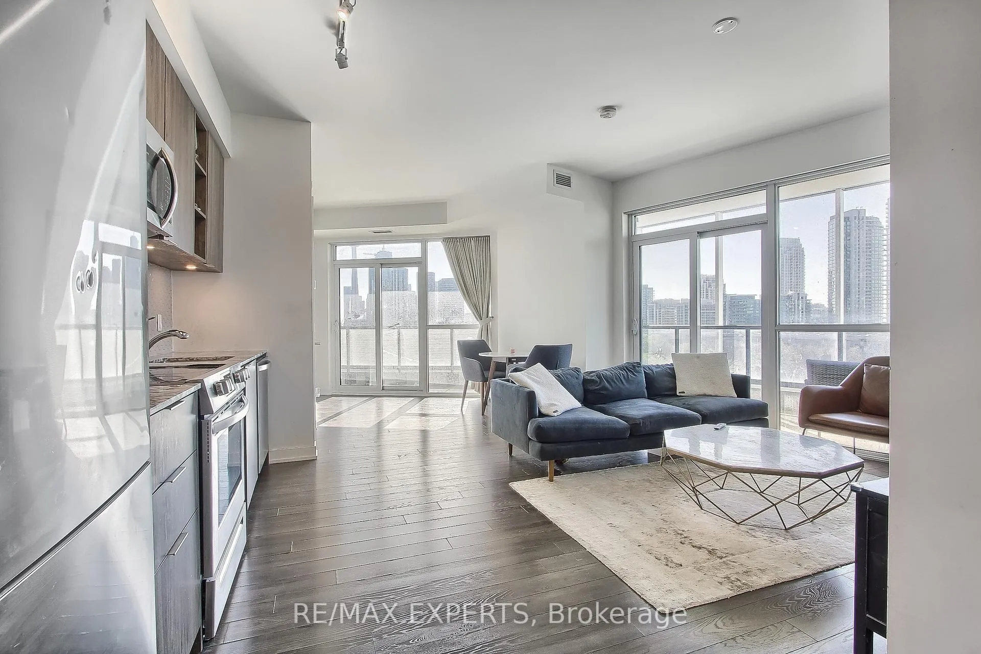 Photo 14 of Unit 611, 30 Ordnance Street, Toronto, Niagara — HOMEH
