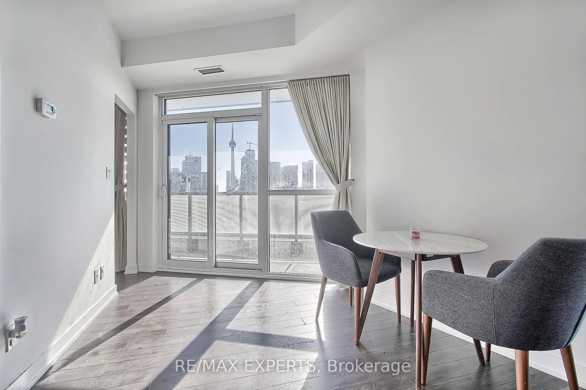 Photo 19 of Unit 611, 30 Ordnance Street, Toronto, Niagara — HOMEH