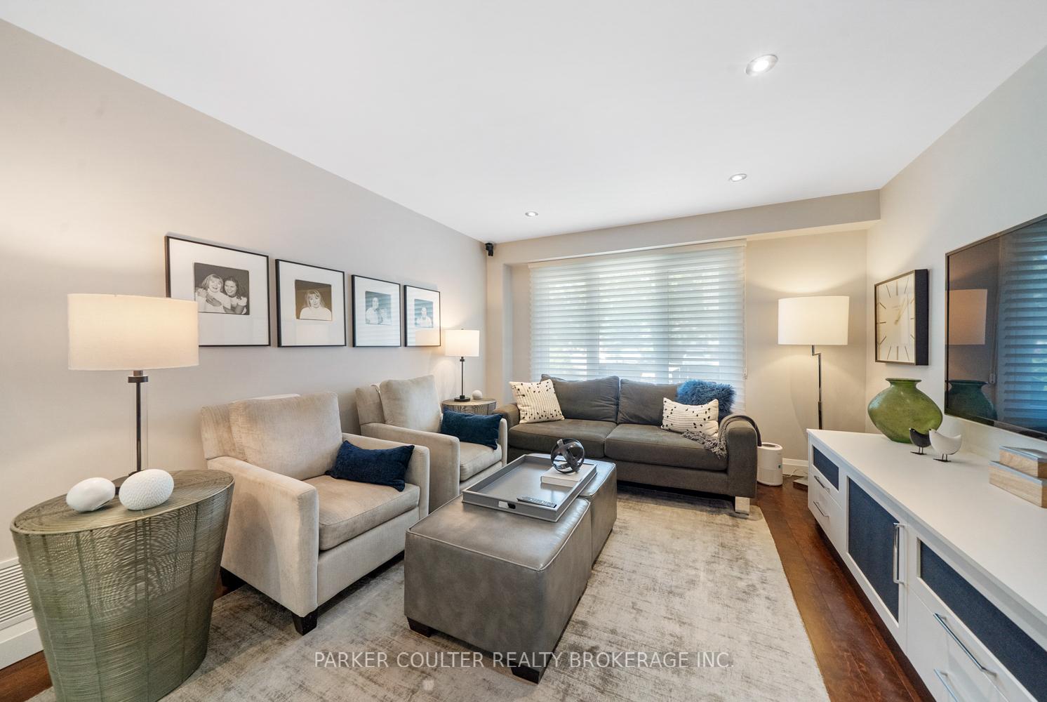 Photo 7 of 68 Mcconkey Place, Barrie, Allandale Heights — HOMEH
