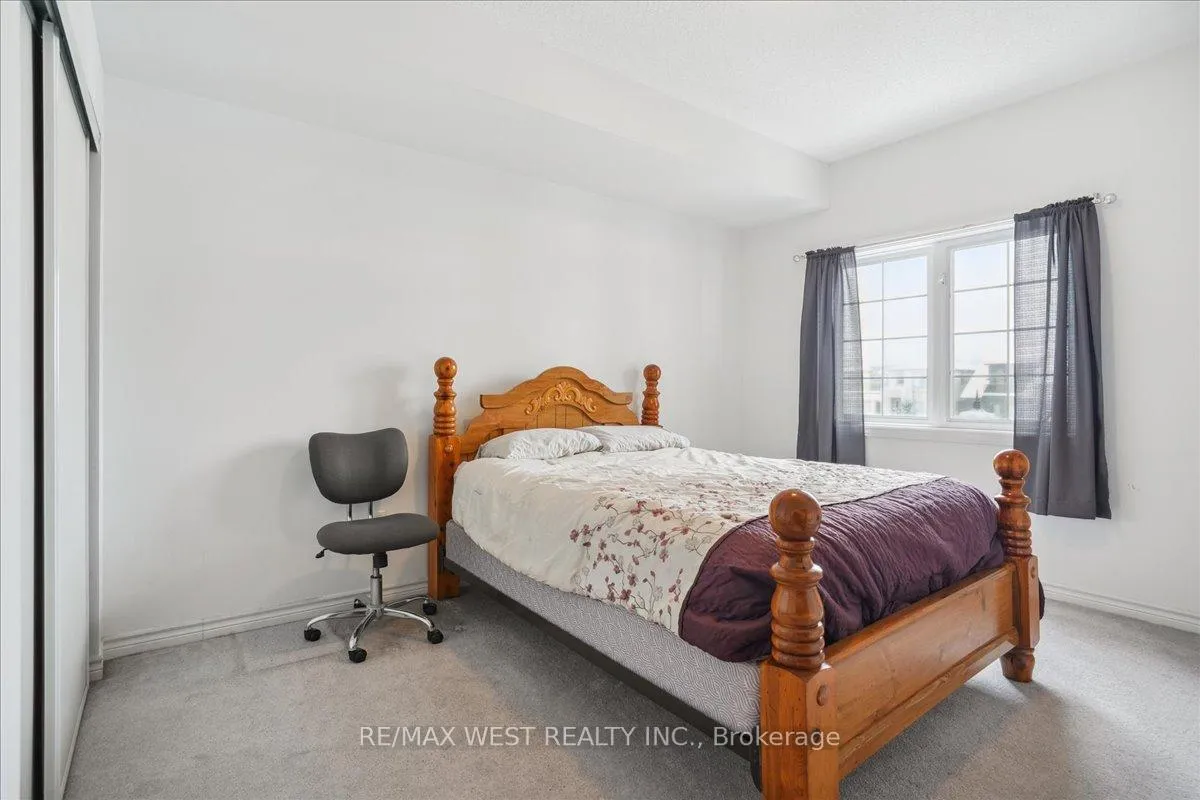 Photo 7 of Unit 203, 5 Greenwich Street, Barrie, Ardagh — HOMEH