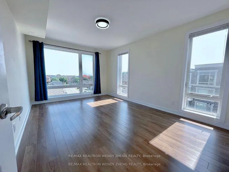 Photo 8 of Unit 1203, 11 Dunsheath Way, Markham, Cornell — HOMEH