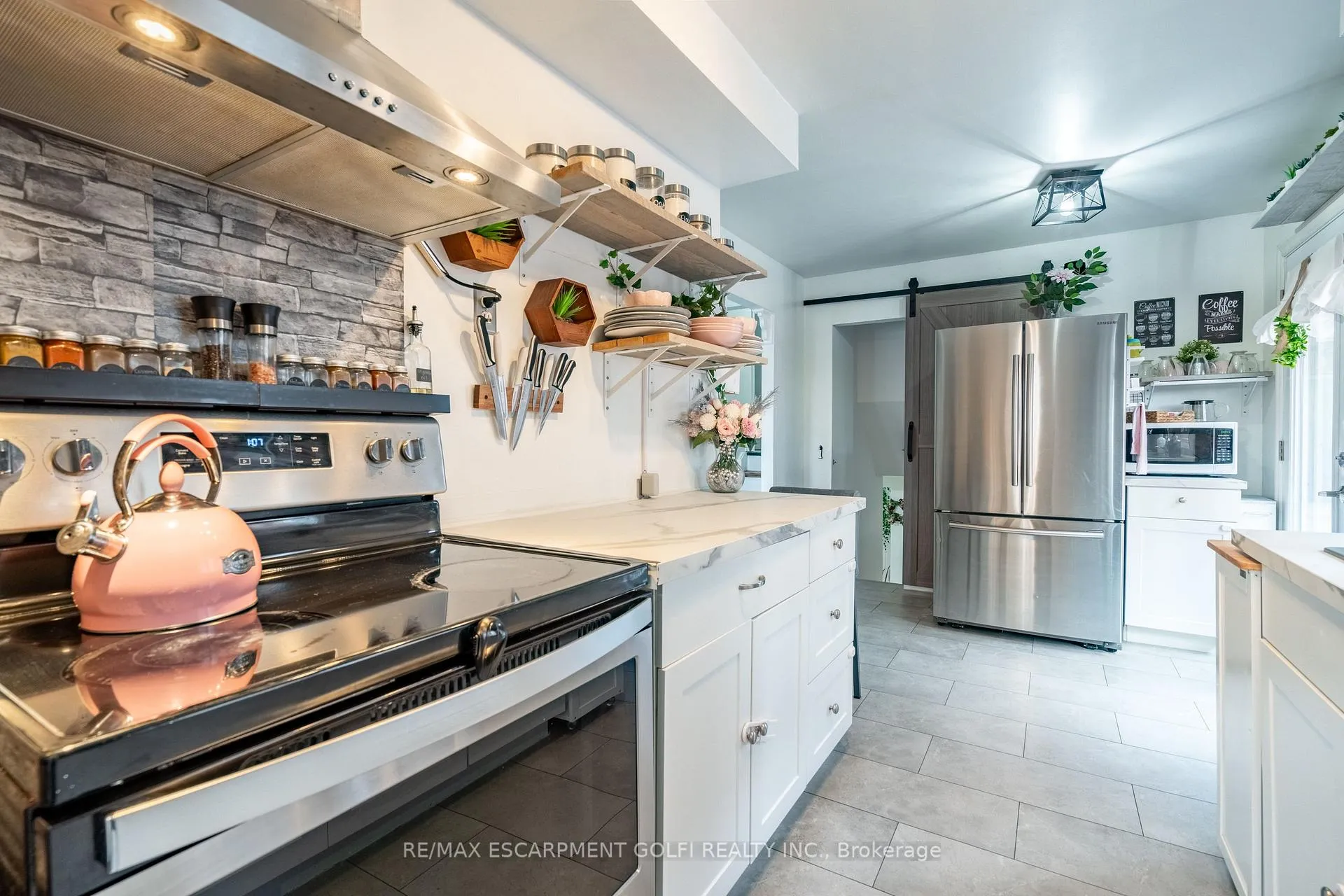 Photo 6 of 51 Leggett Crescent, Hamilton, Lawfield — HOMEH