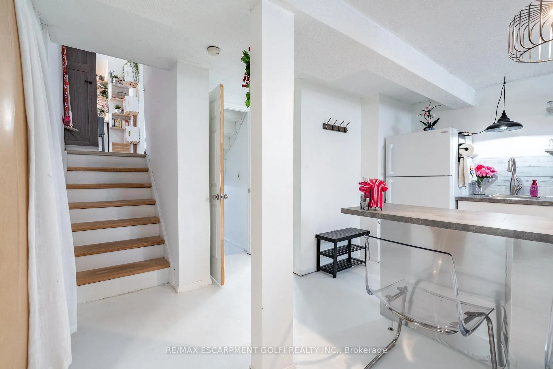 Photo 12 of 51 Leggett Crescent, Hamilton, Lawfield — HOMEH