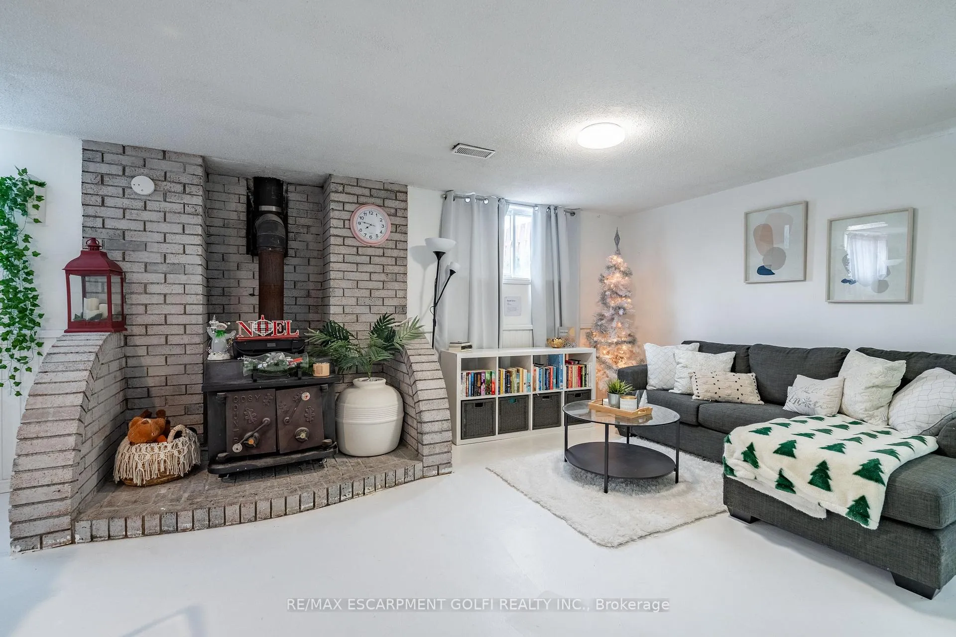 Photo 14 of 51 Leggett Crescent, Hamilton, Lawfield — HOMEH