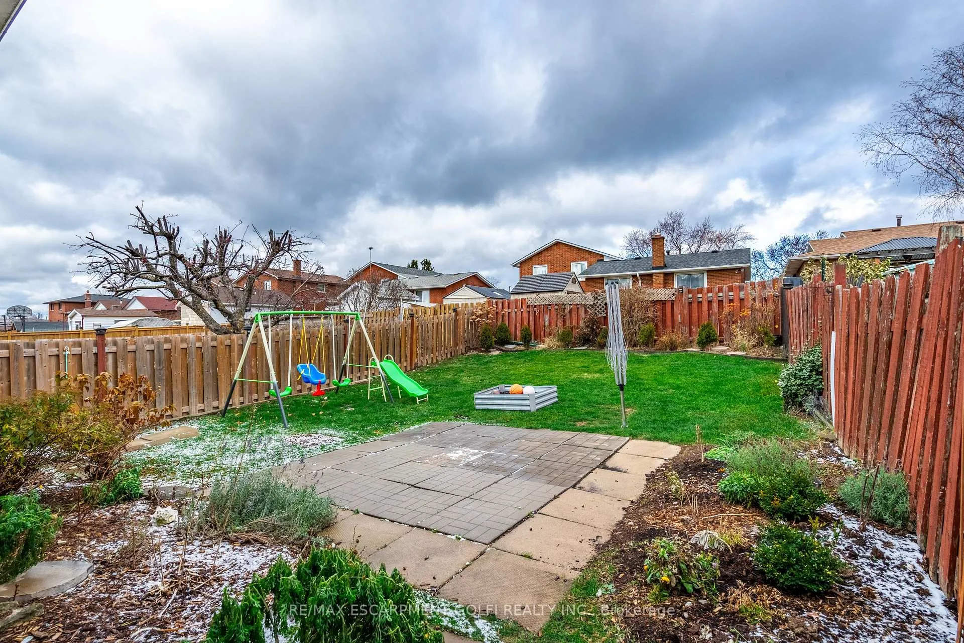 Photo 38 of 51 Leggett Crescent, Hamilton, Lawfield — HOMEH