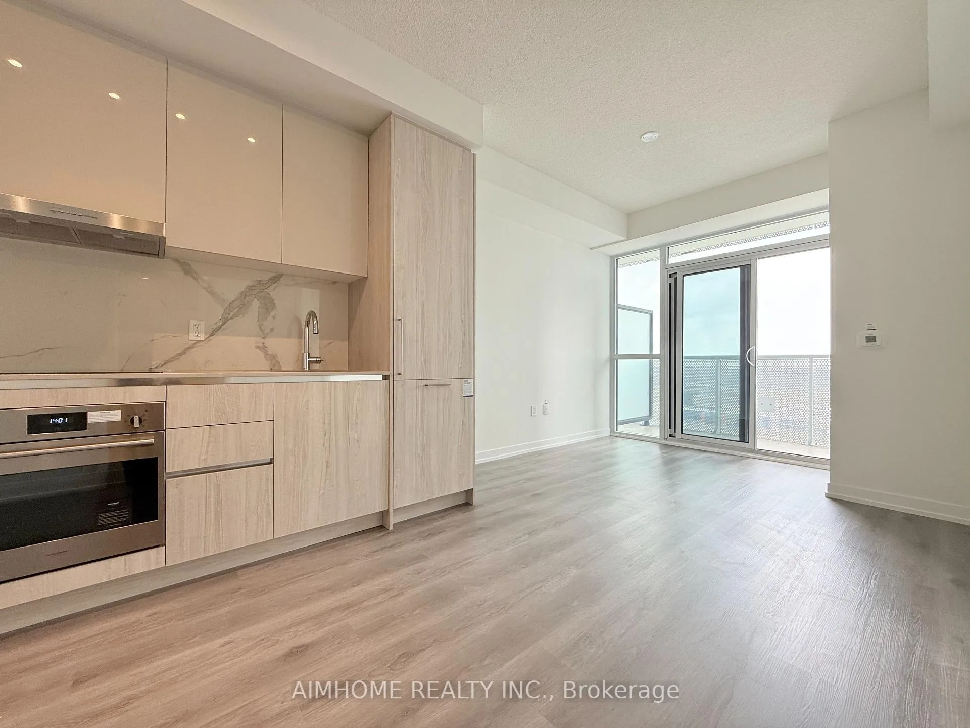 Photo 8 of Unit 2105, 225 Commerce Street, Vaughan, Vaughan Corporate Centre — HOMEH