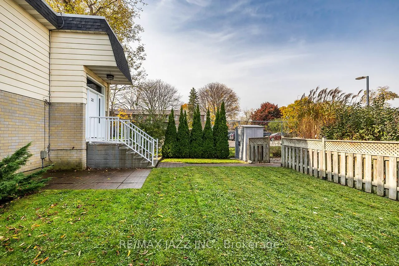 Photo 3 of Unit 2, 540 Mary Street E, Whitby, Downtown Whitby — HOMEH