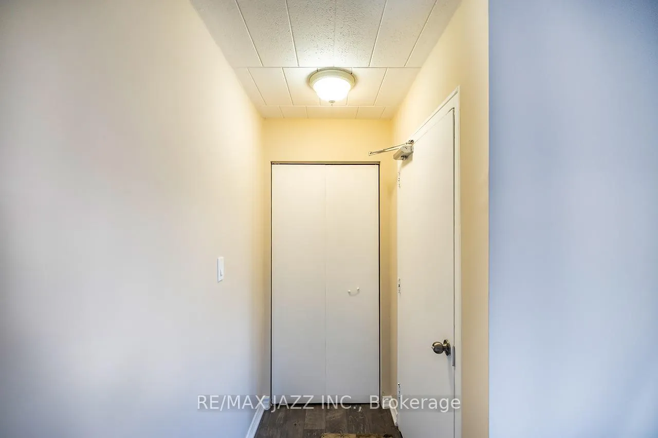 Photo 6 of Unit 2, 540 Mary Street E, Whitby, Downtown Whitby — HOMEH