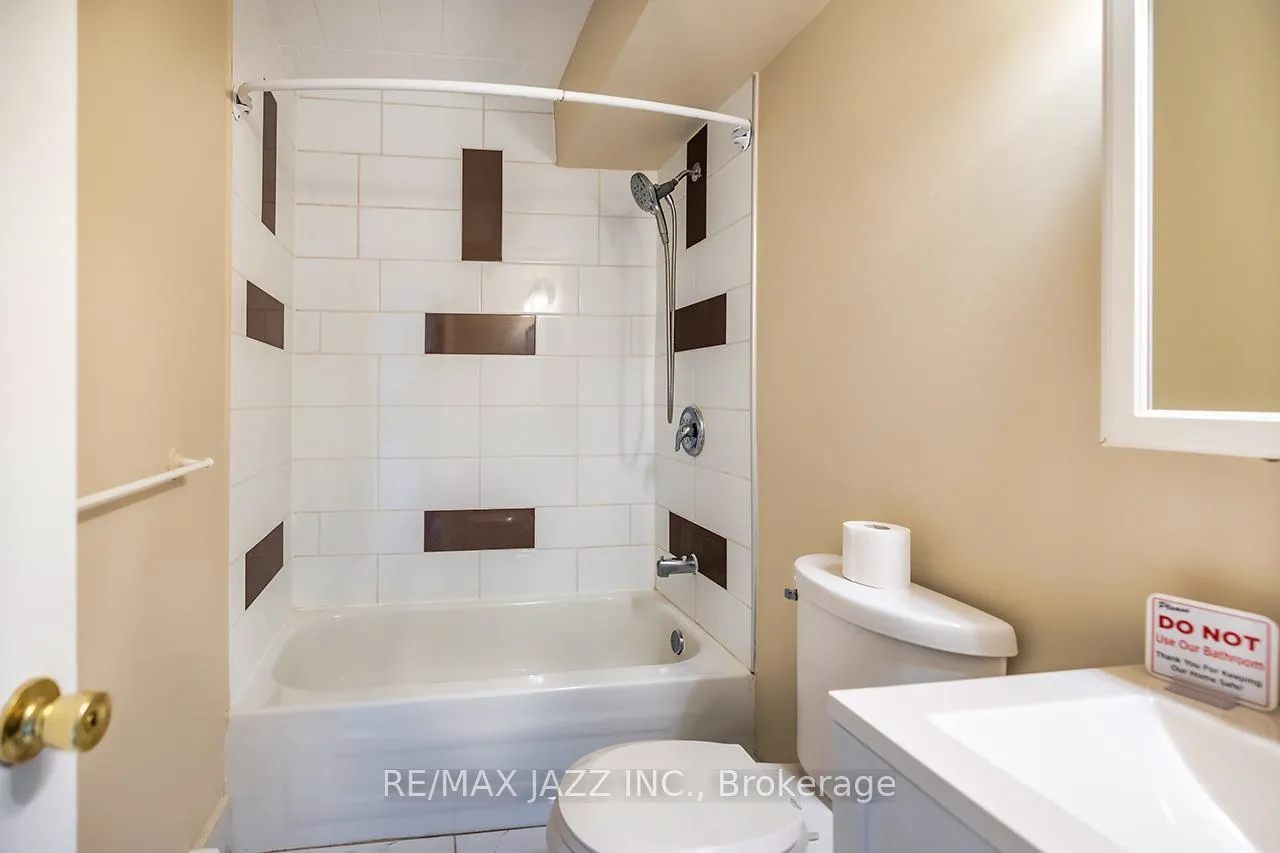 Photo 10 of Unit 2, 540 Mary Street E, Whitby, Downtown Whitby — HOMEH