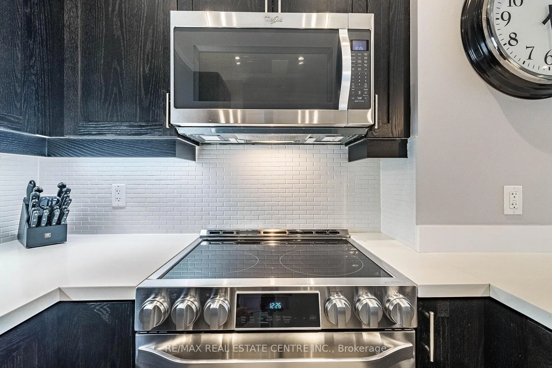 Photo 8 of Unit 2002, 2900 Hwy 7 Road, Vaughan, Concord — HOMEH