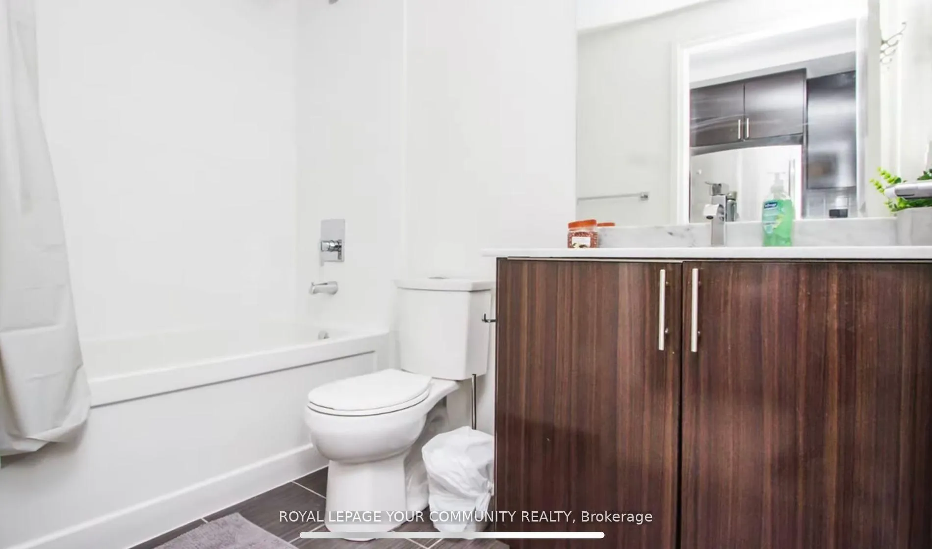 Photo 23 of Unit 1605, 7165 Yonge Street, Markham, Thornhill — HOMEH