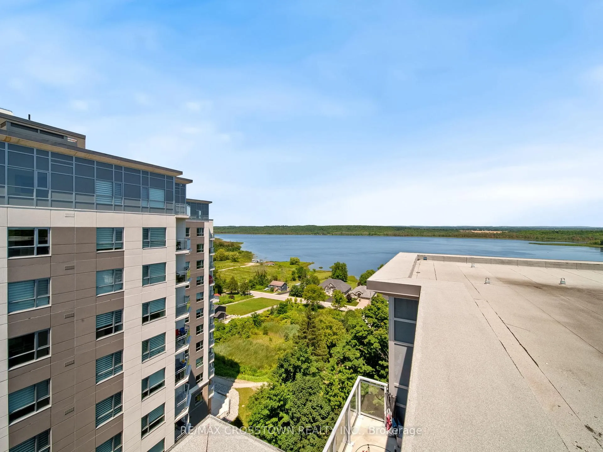 Photo 29 of Unit 702, 58 Lakeside Terrace, Barrie, Little Lake — HOMEH