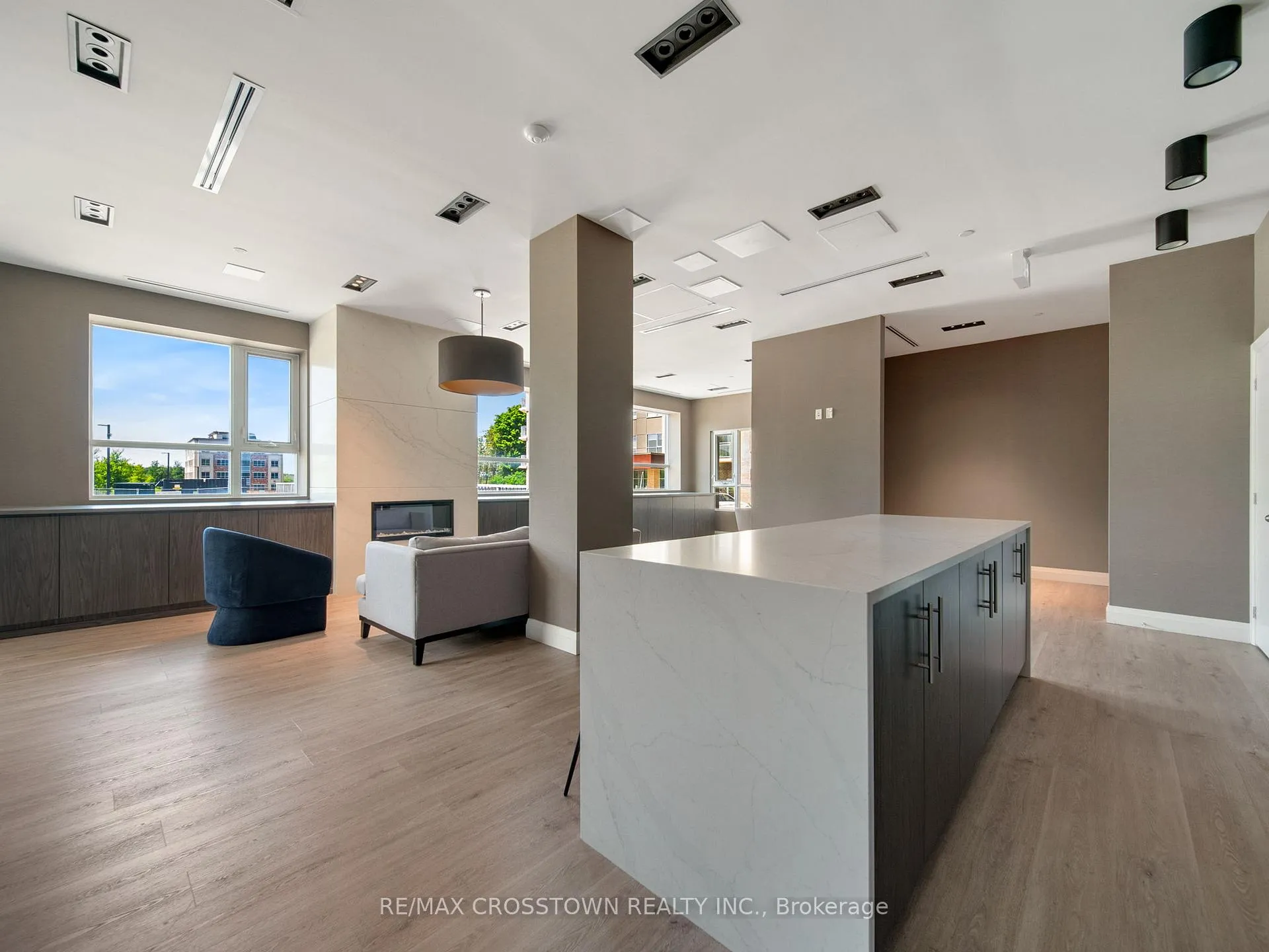 Photo 40 of Unit 702, 58 Lakeside Terrace, Barrie, Little Lake — HOMEH