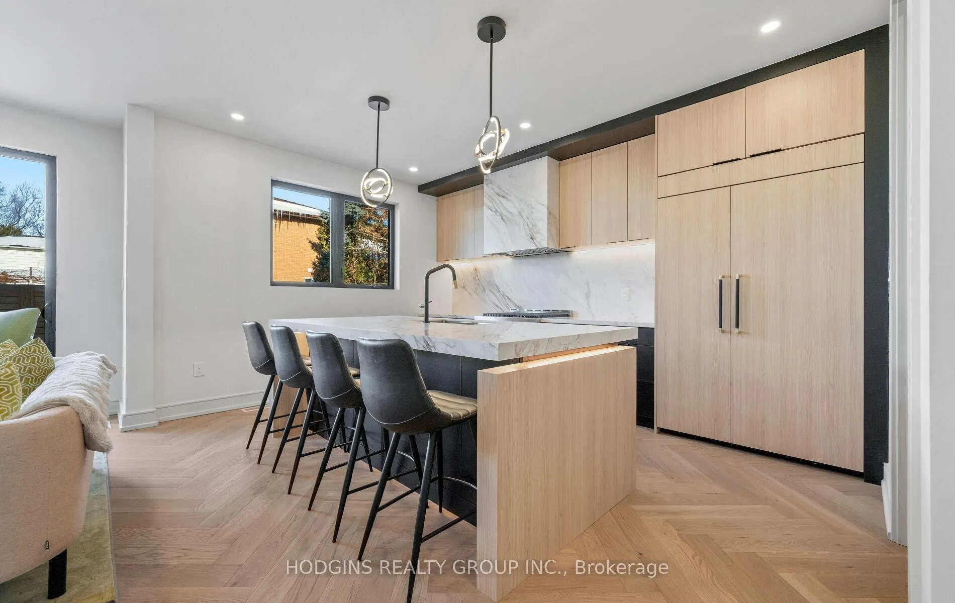 Photo 9 of 855 Tenth Street, Mississauga, Lakeview — HOMEH