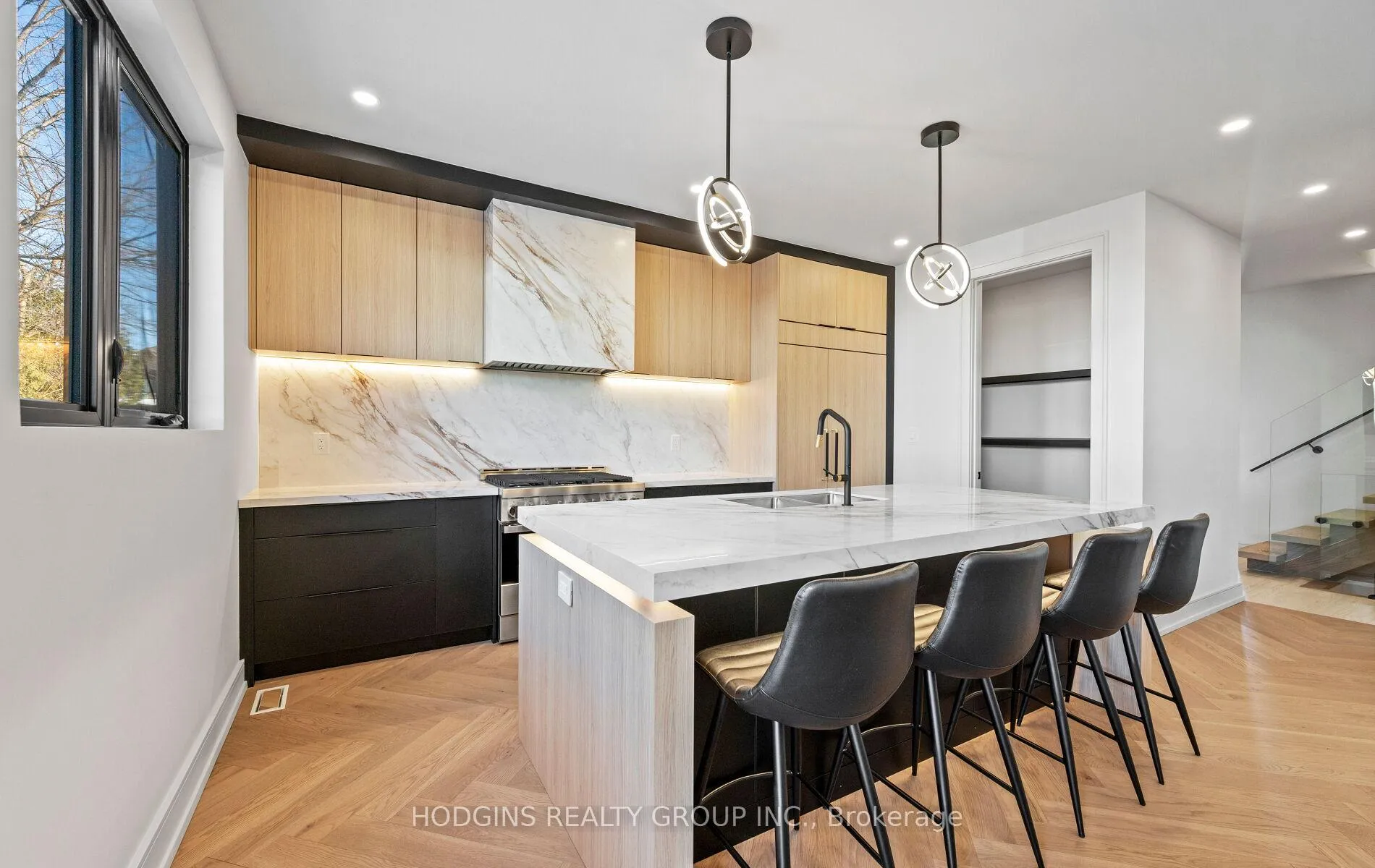 Photo 14 of 855 Tenth Street, Mississauga, Lakeview — HOMEH