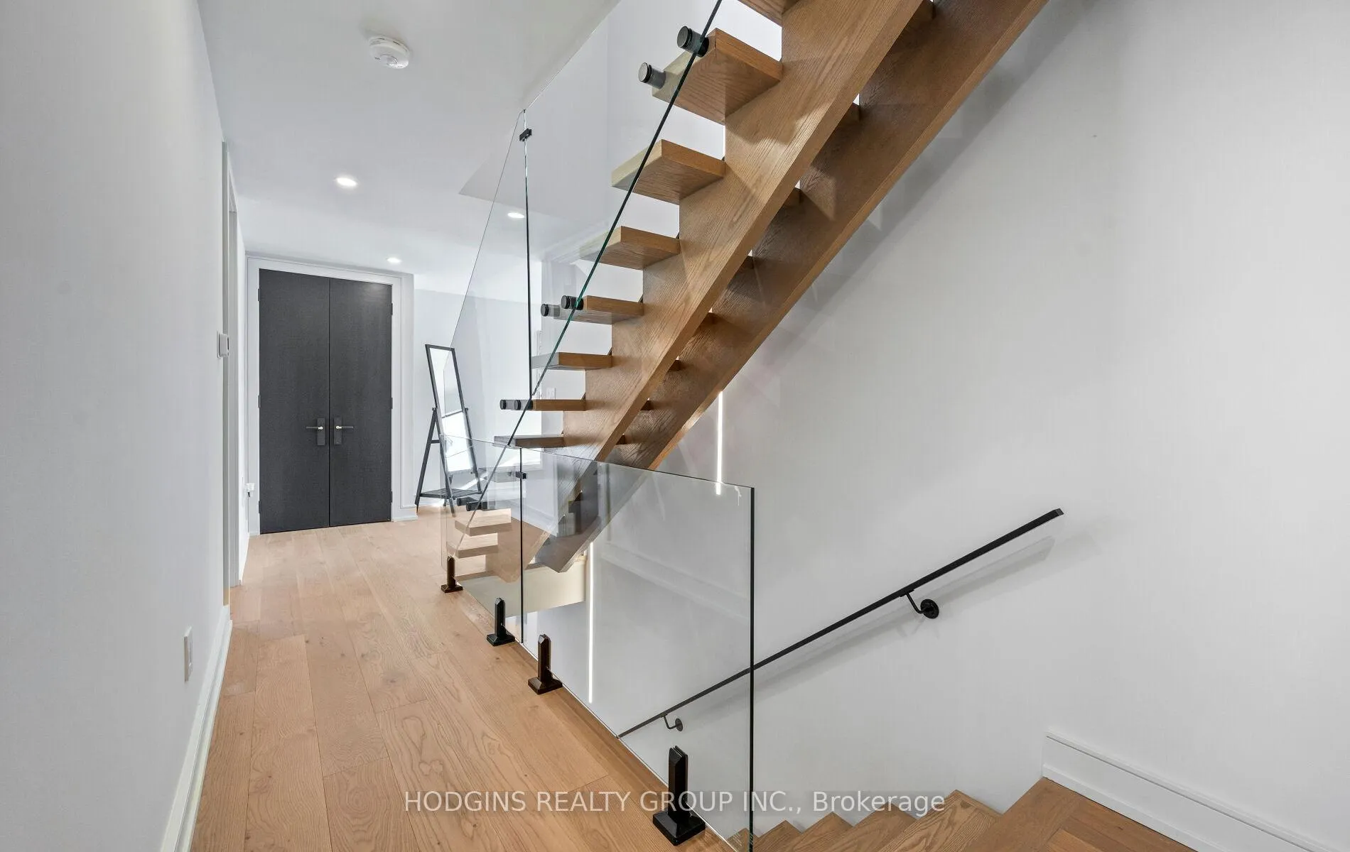 Photo 17 of 855 Tenth Street, Mississauga, Lakeview — HOMEH