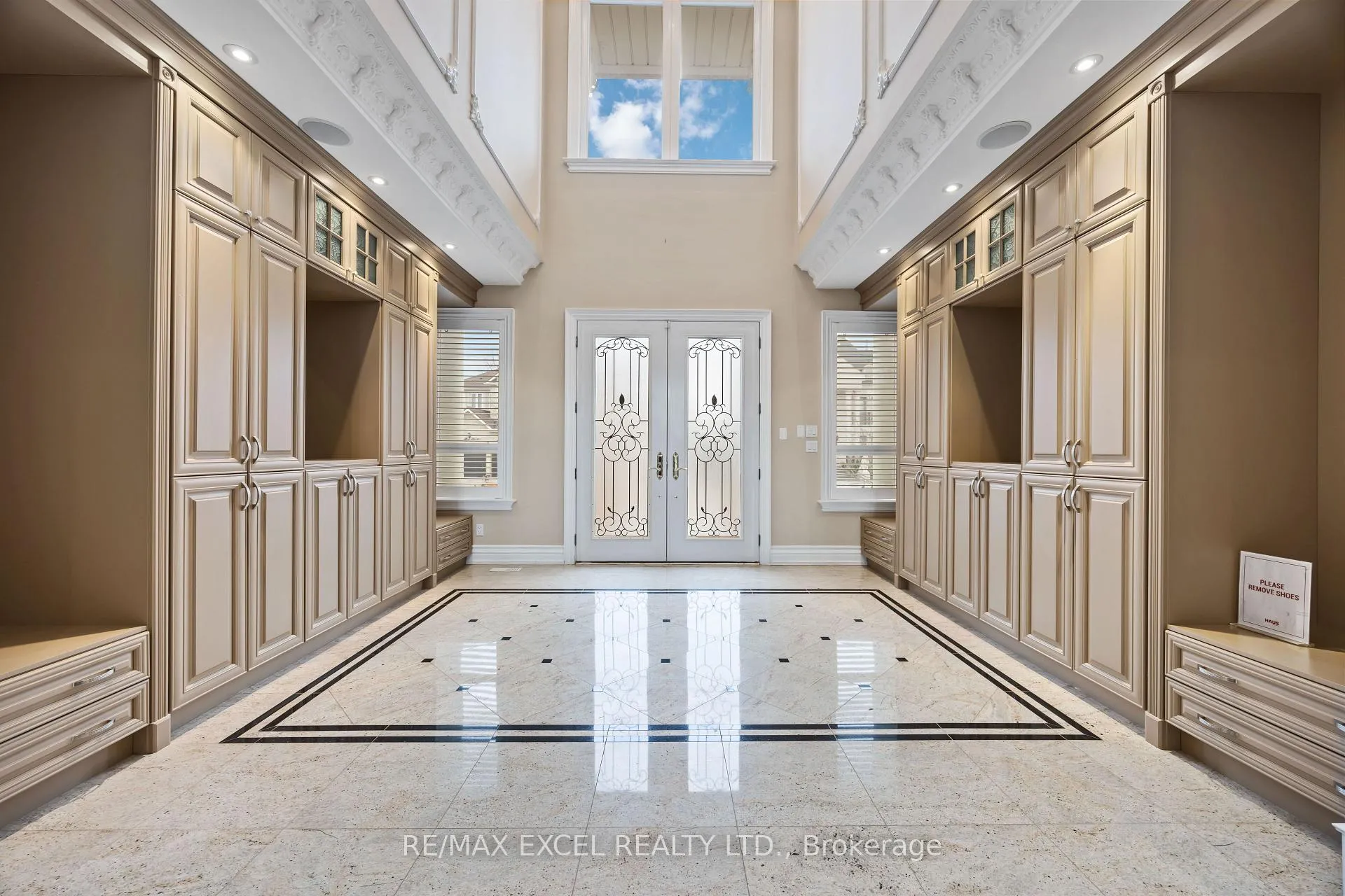 Photo 7 of 18 Alai Circle, Markham, Milliken Mills East — HOMEH