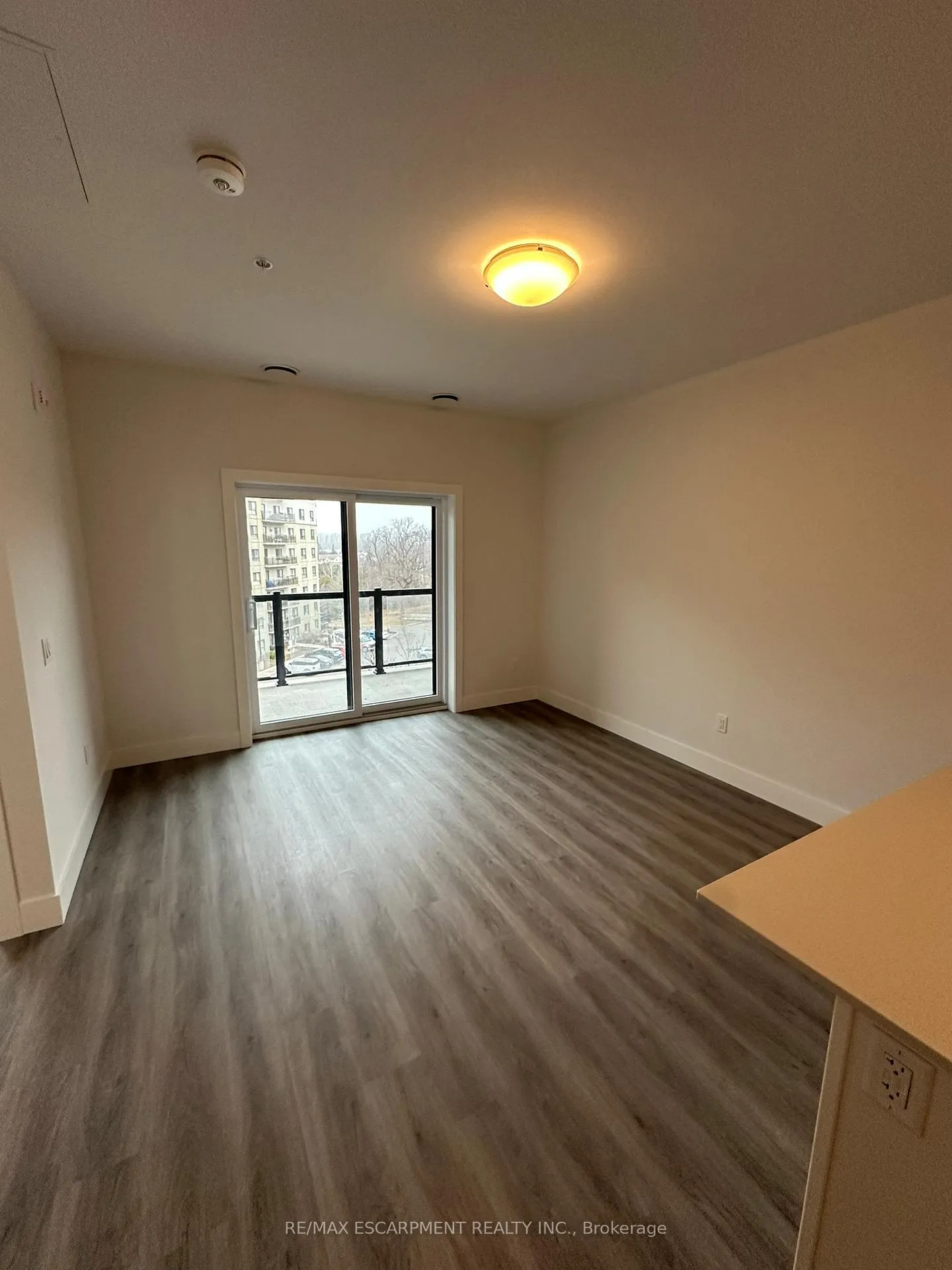 Photo 2 of Unit 307, 1000 Lackner Place, Kitchener — HOMEH