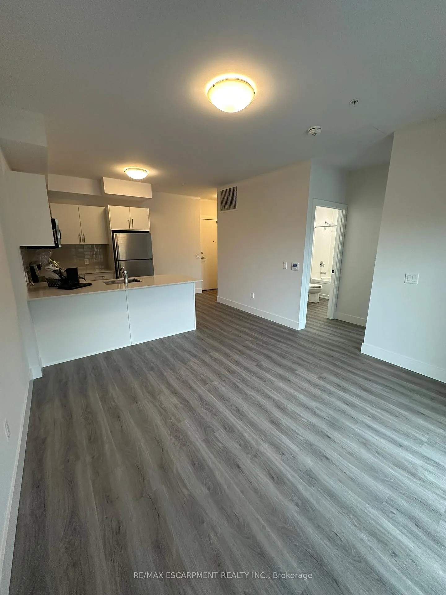 Photo 7 of Unit 307, 1000 Lackner Place, Kitchener — HOMEH