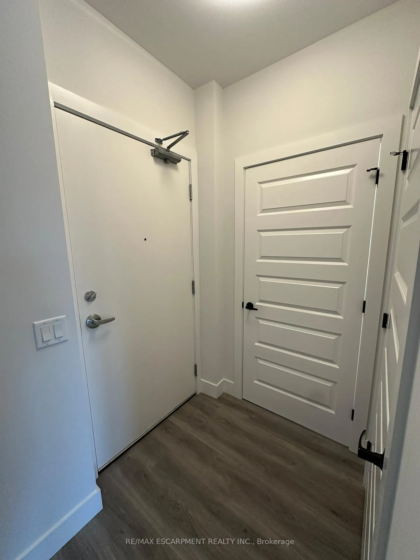 Photo 10 of Unit 307, 1000 Lackner Place, Kitchener — HOMEH