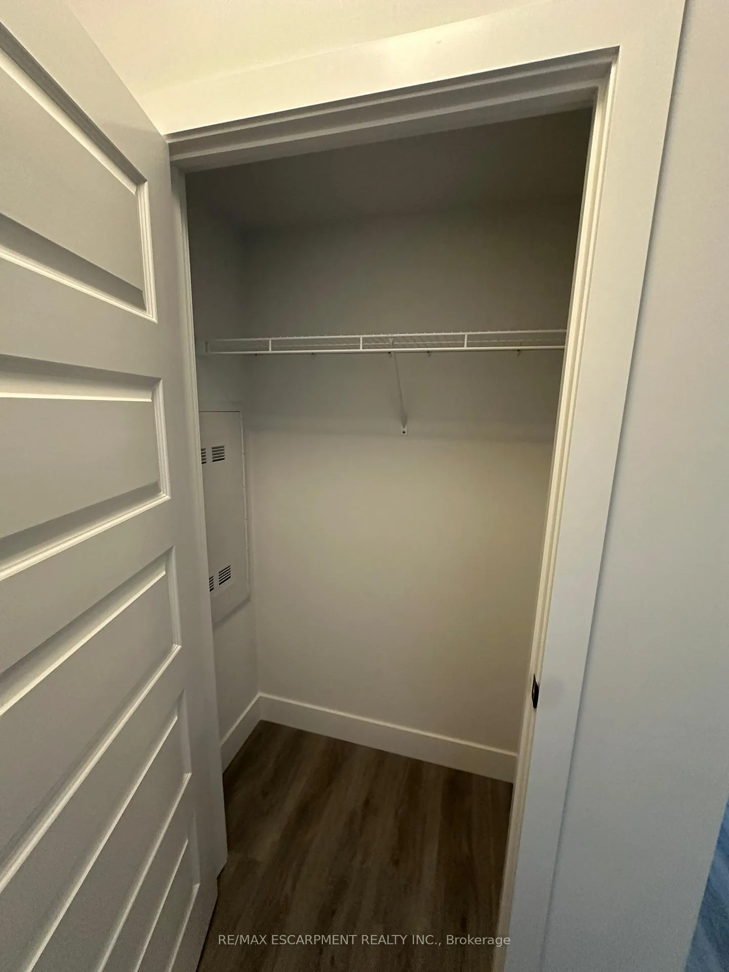 Photo 12 of Unit 307, 1000 Lackner Place, Kitchener — HOMEH