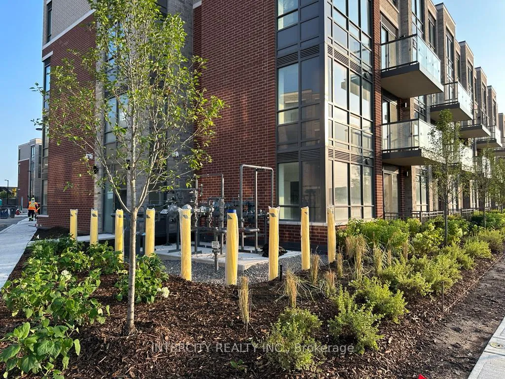 Photo 2 of Unit 262, 65 Attmar Drive, Brampton, Bram East — HOMEH