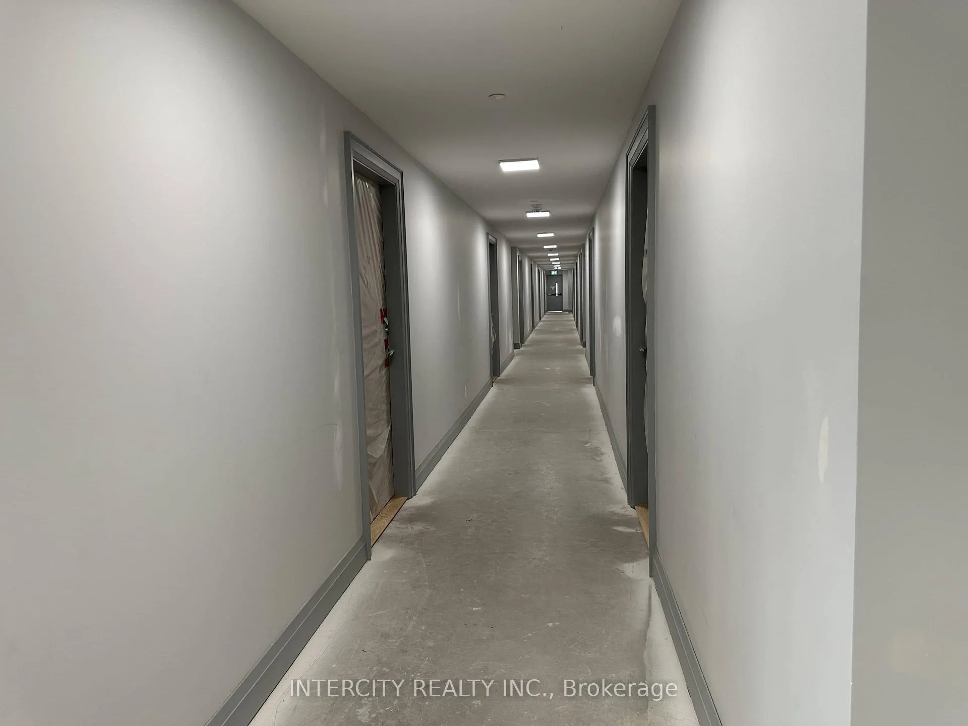 Photo 8 of Unit 262, 65 Attmar Drive, Brampton, Bram East — HOMEH